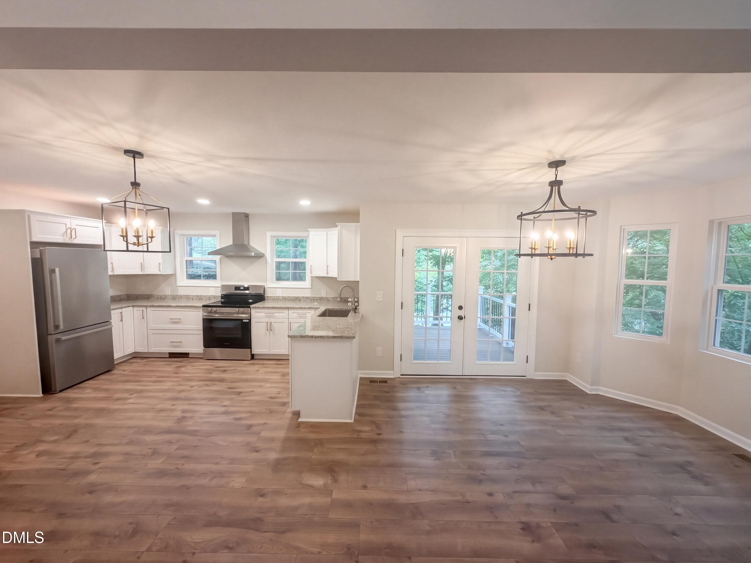 photo_02 - 5716 N Hills Drive, Raleigh, NC 27612