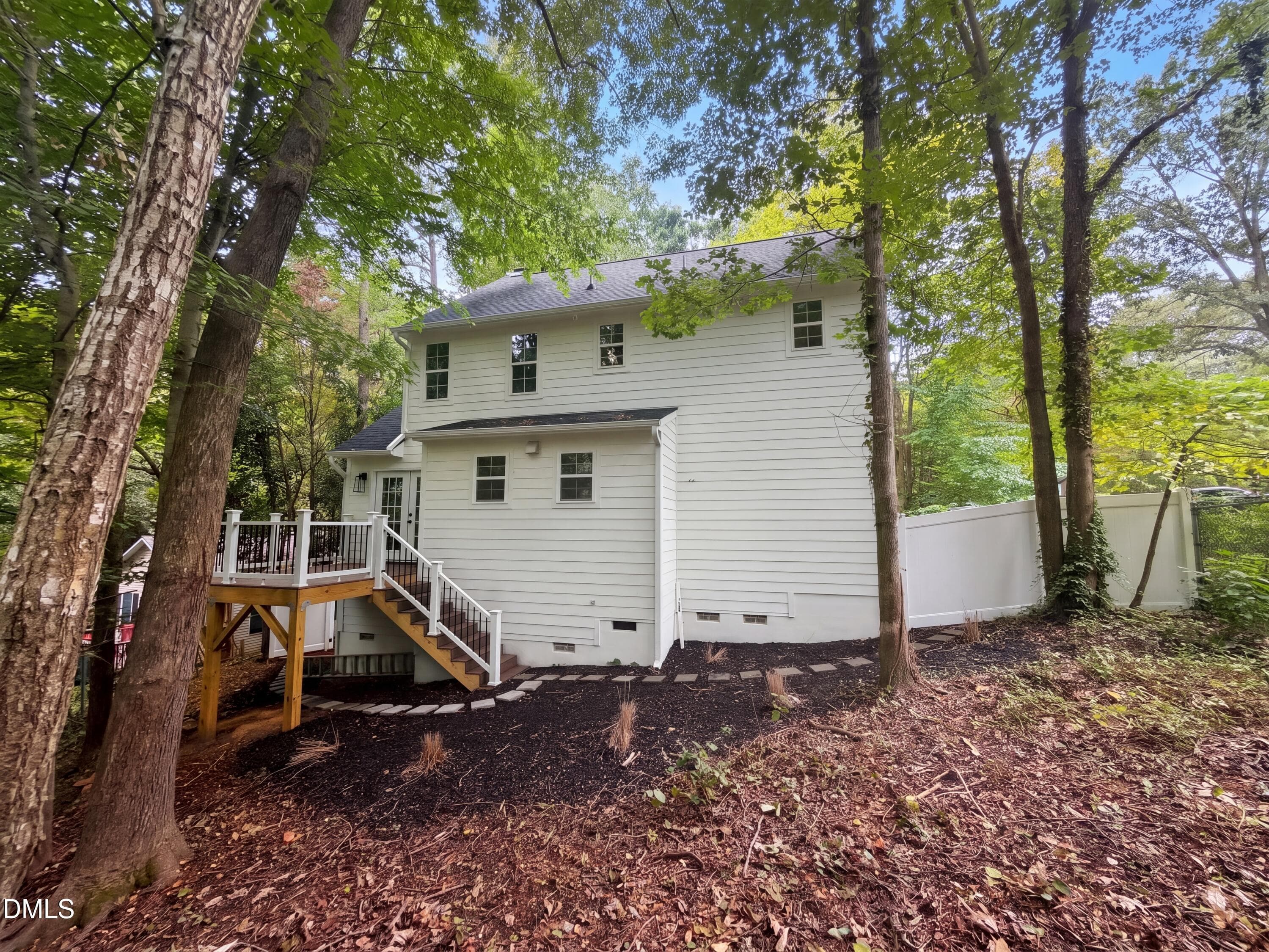 photo_05 - 5716 N Hills Drive, Raleigh, NC 27612
