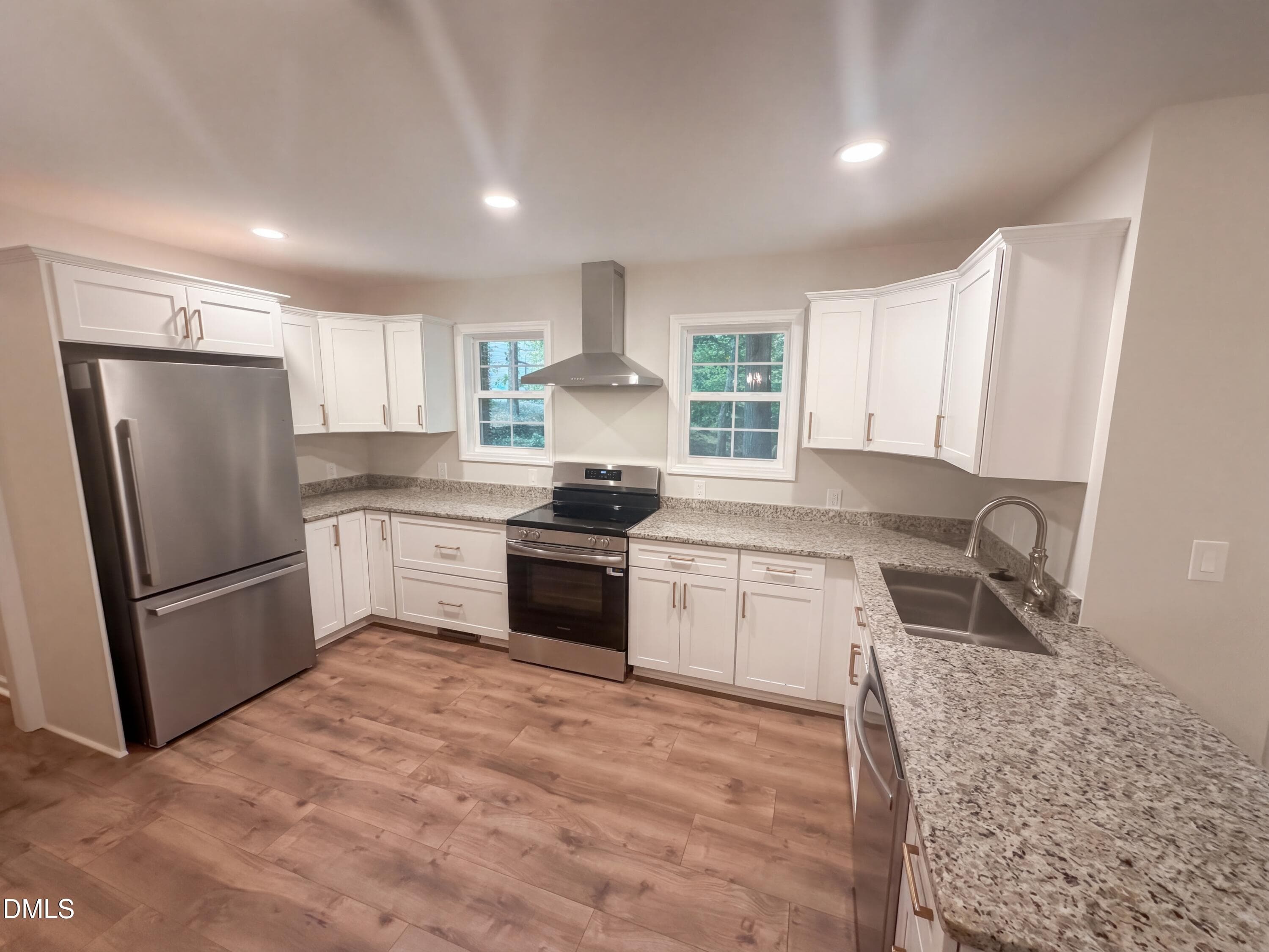 photo_06 - 5716 N Hills Drive, Raleigh, NC 27612
