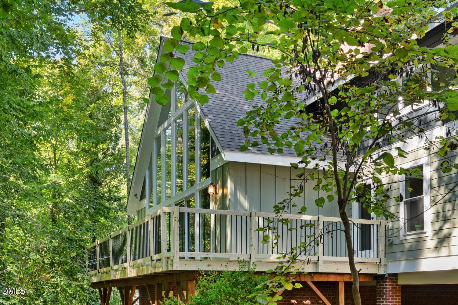 NCR_6640 (1) - 1009 Collins Drive, Raleigh, NC 27609
