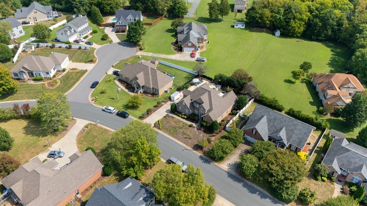 DJI_20260918122937_0093_D.jpg - 3221 Brookstone Drive, Burlington, NC 27215