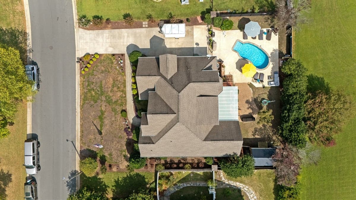 DJI_20260918123020_0103_D.jpg - 3221 Brookstone Drive, Burlington, NC 27215