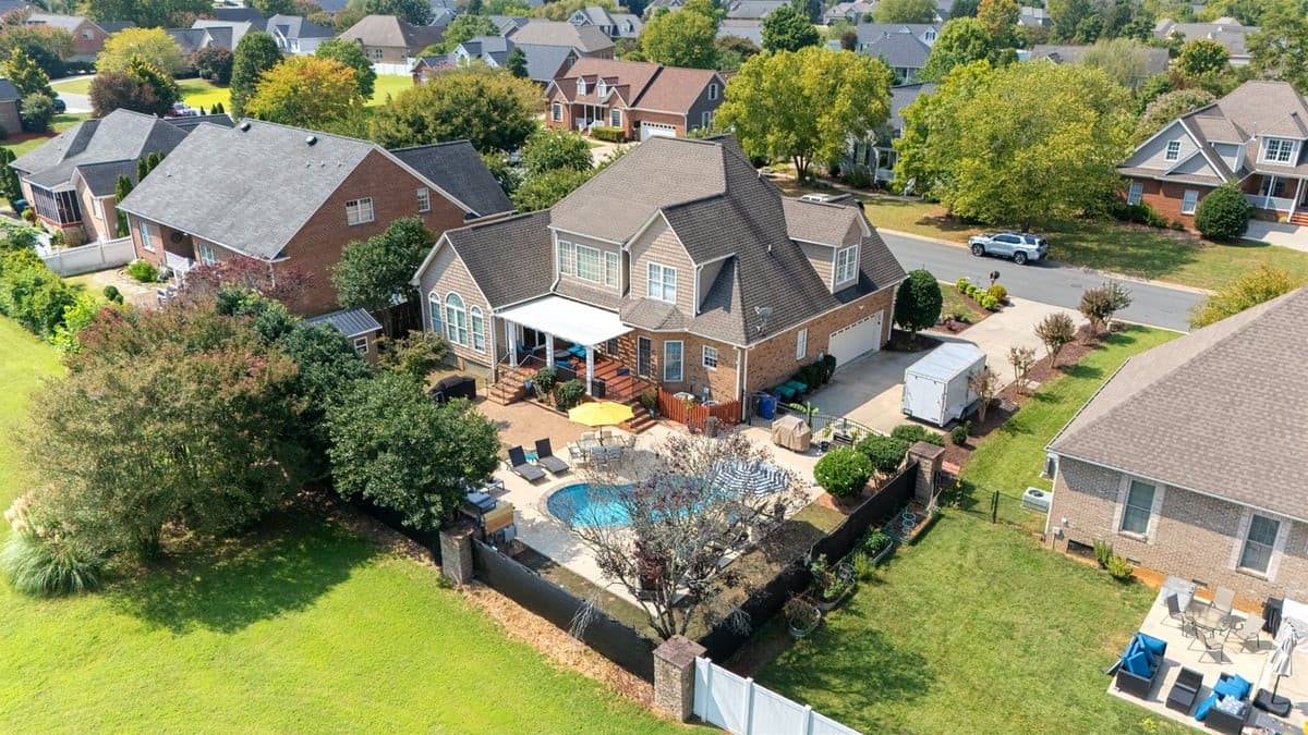 DJI_20260918123146_0118_D.jpg - 3221 Brookstone Drive, Burlington, NC 27215