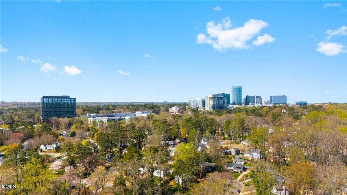 Downtown Raleigh - 224 Wetherburn Lane, Raleigh, NC 27615, Raleigh