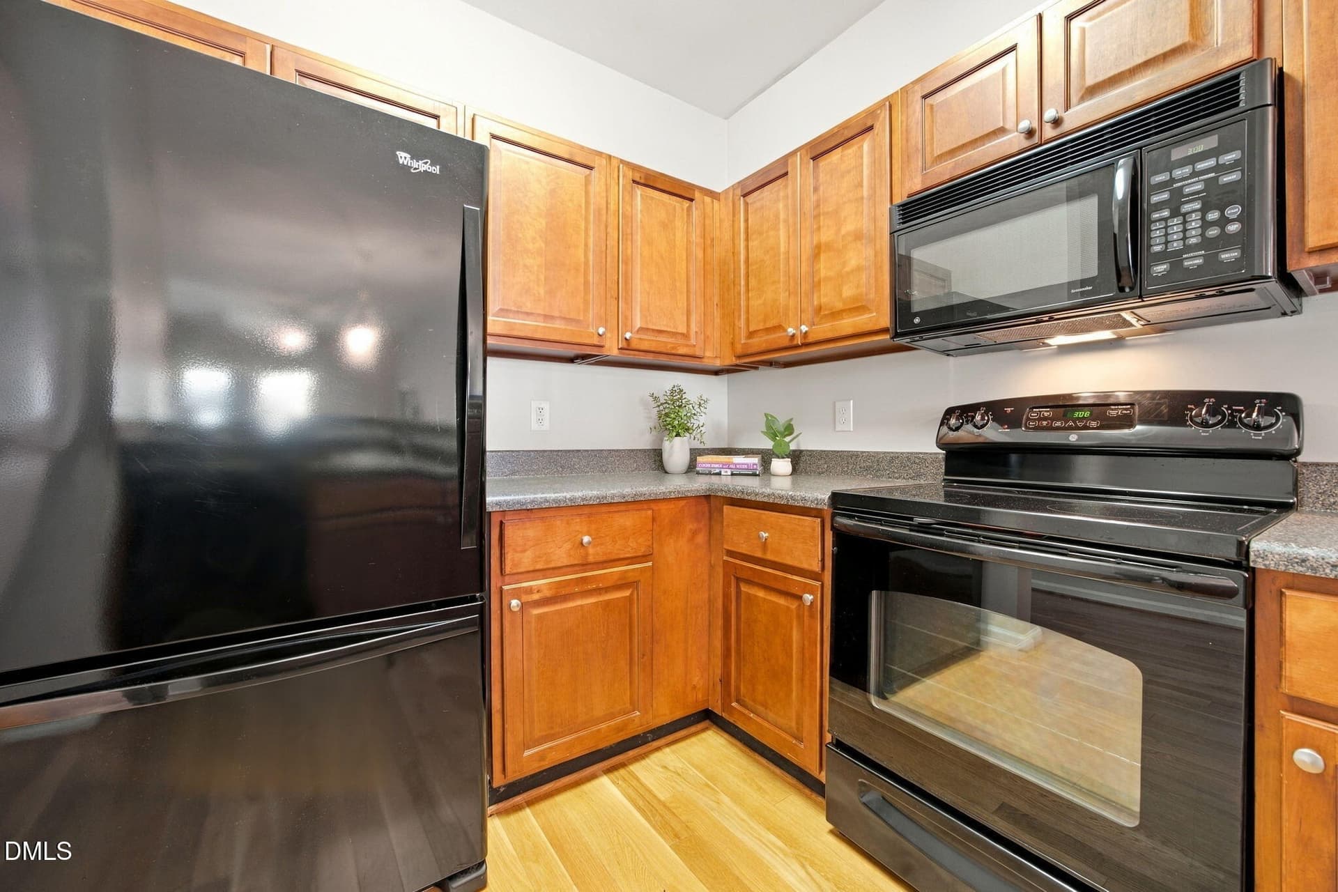 10-web-or-mls-IMG_7637_Edit - 2610 Oldgate Drive 202, Raleigh, NC 27604