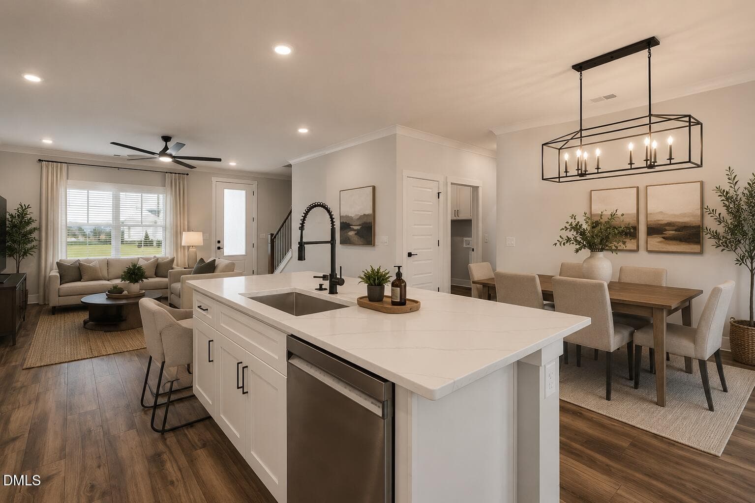 jOHNSON lIVING - 15 Bulb Court, Youngsville, NC 27596, Youngsville
