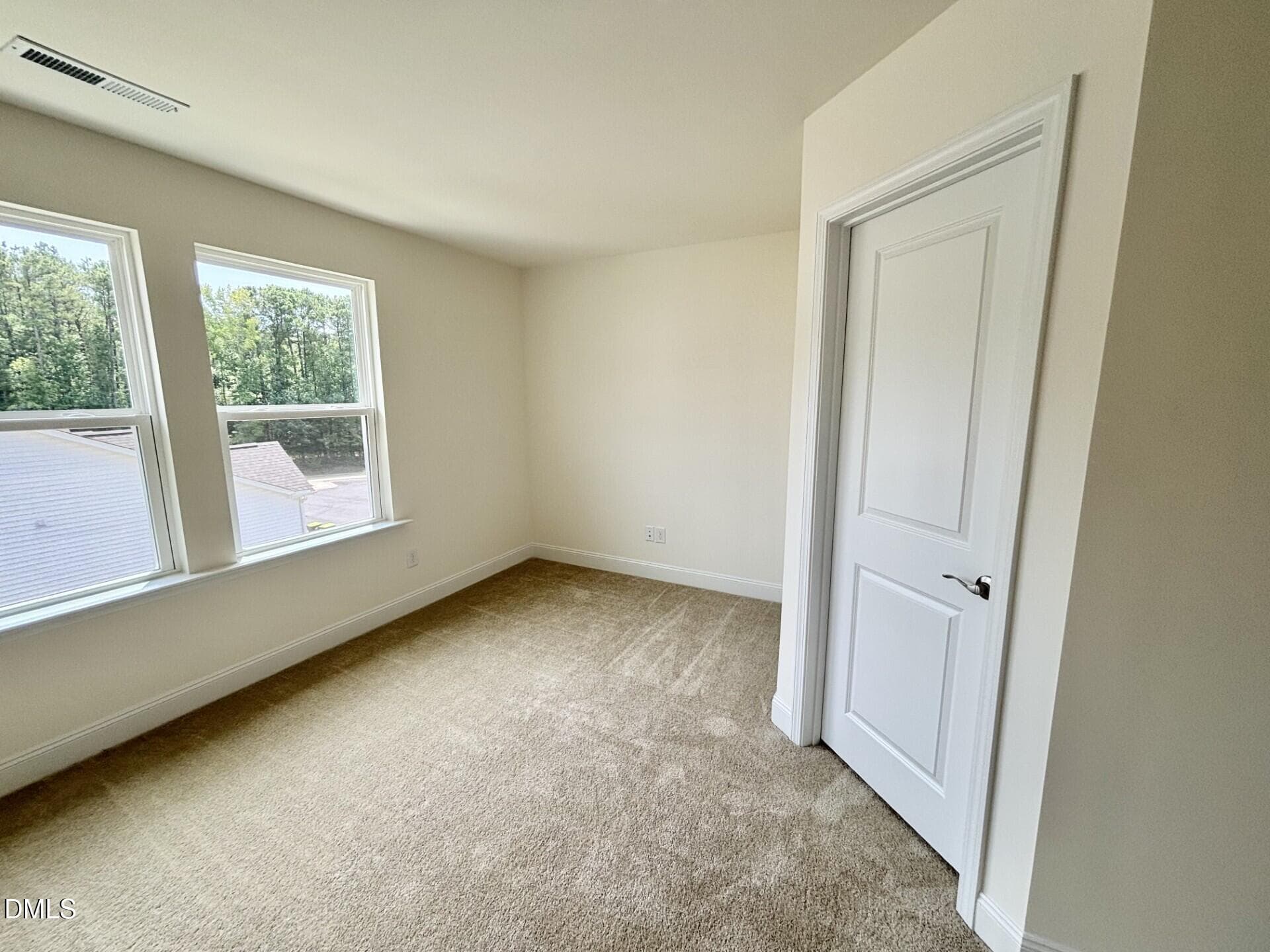 EVT 136 Sitting Area - 210 Carnaby Lane 136, Franklinton, NC 27525, Franklinton