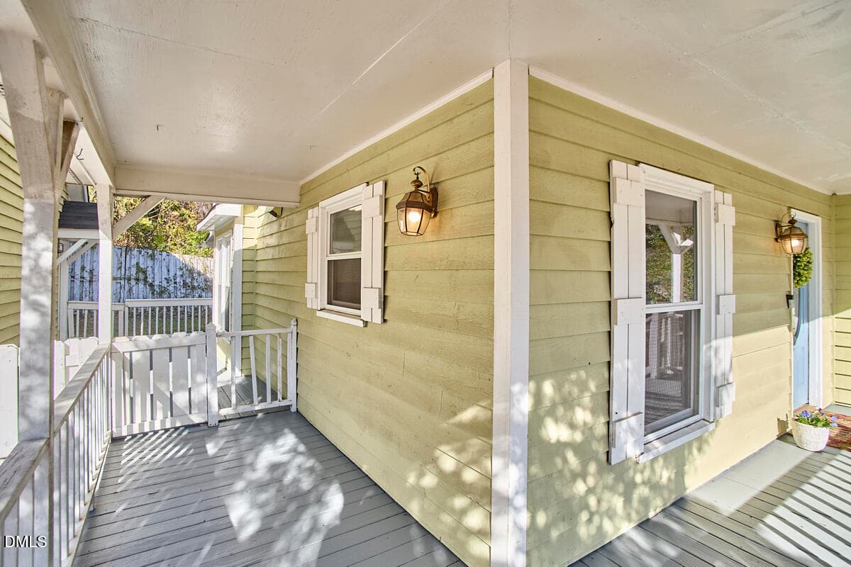 009 - 1918 Peppertree Street, Durham, NC 27705