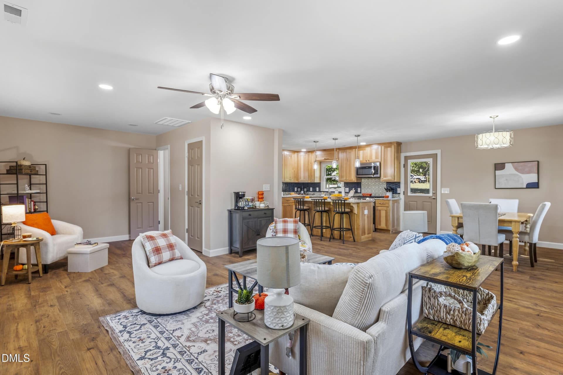 17_1602 broadway drive-1017 - 1602 Broadway Drive, Graham, NC 27253