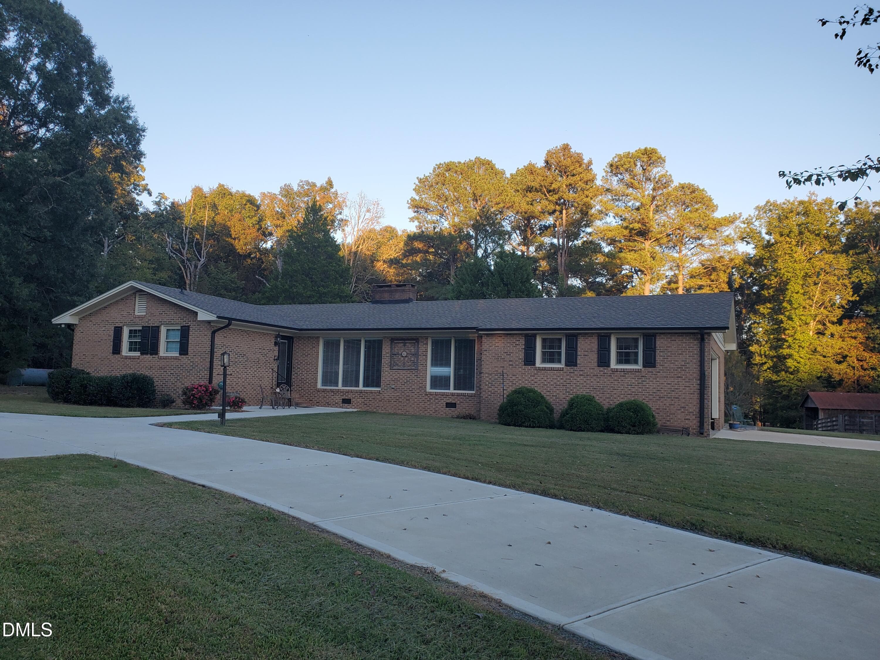 1196 Pearleman Teague Road, Siler City, NC 27344