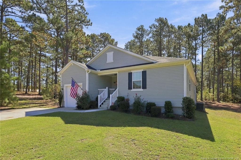 Photo 2 - 253 Mildred Way, Aberdeen, NC 28315