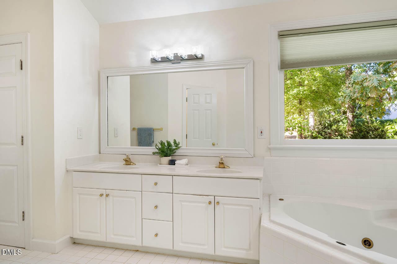 202CobbleRidgeDr-032 - 202 Cobble Ridge Drive, Chapel Hill, NC 27516
