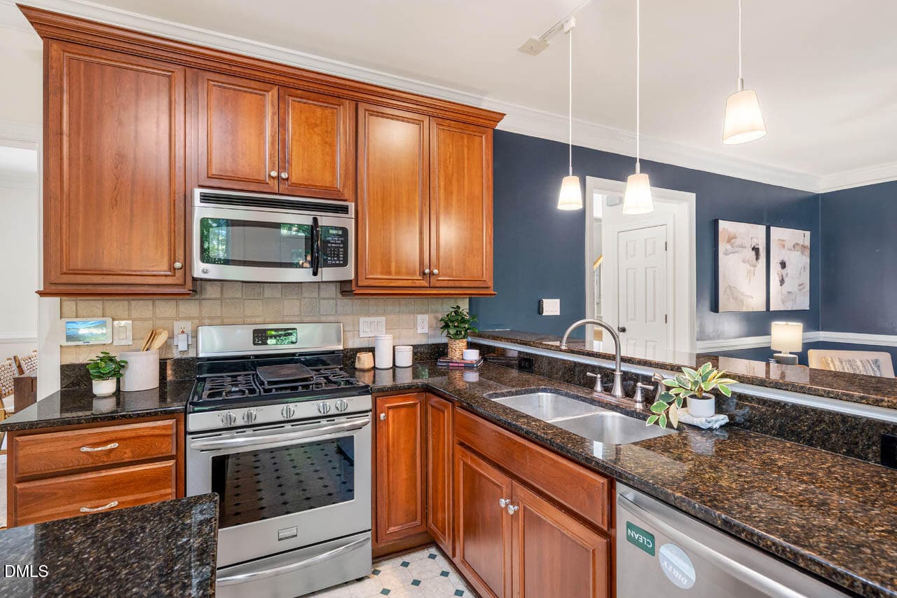 202CobbleRidgeDr-023 - 202 Cobble Ridge Drive, Chapel Hill, NC 27516
