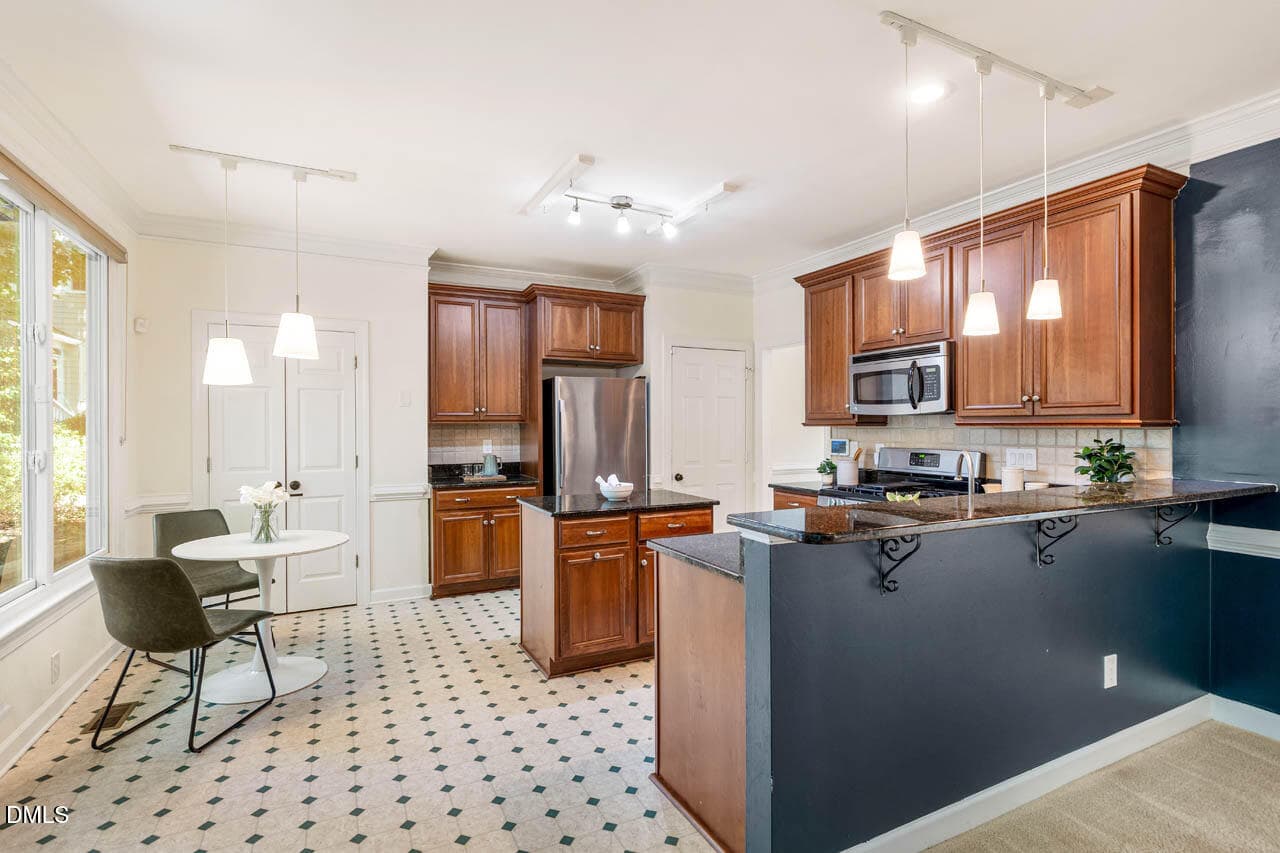 202CobbleRidgeDr-021 - 202 Cobble Ridge Drive, Chapel Hill, NC 27516