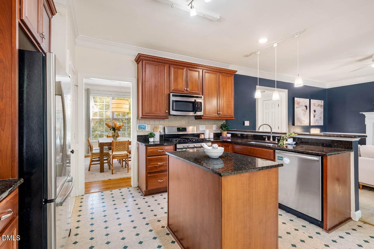 202CobbleRidgeDr-018 - 202 Cobble Ridge Drive, Chapel Hill, NC 27516