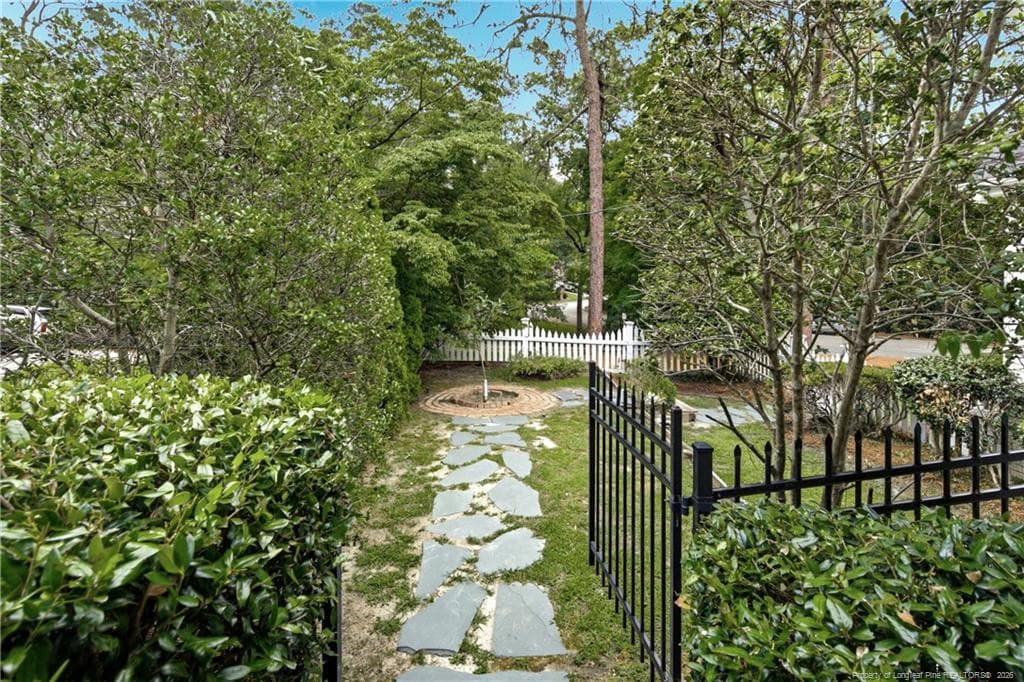 Photo 47 - 326 W Park Drive, Fayetteville, NC 28305, Fayetteville