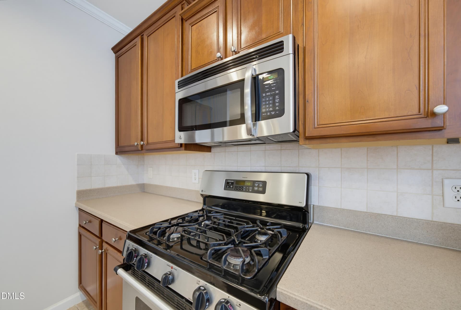 DSC01495 - 6829 Middleboro Drive, Raleigh, NC 27612