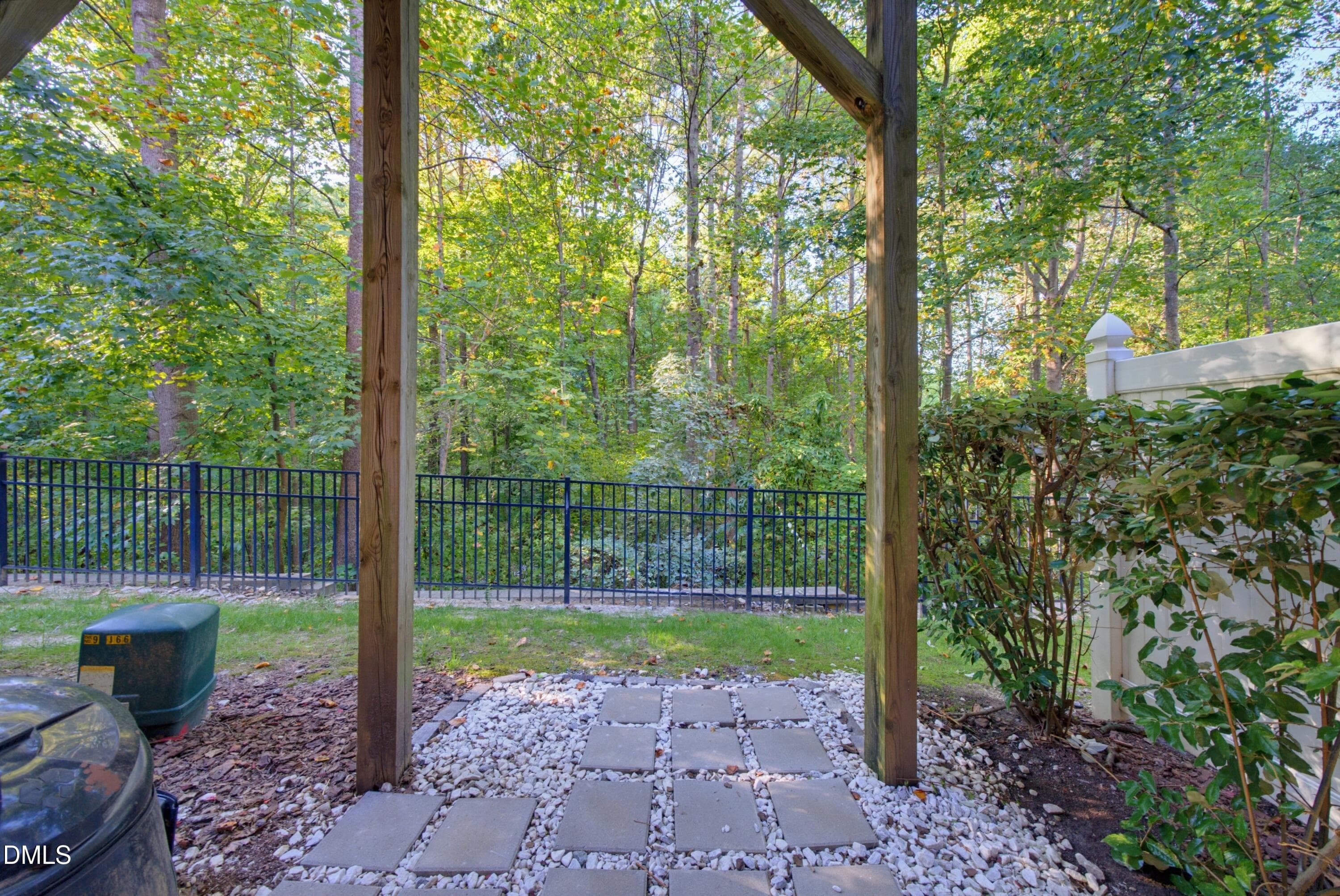 DSC01576 - 6829 Middleboro Drive, Raleigh, NC 27612