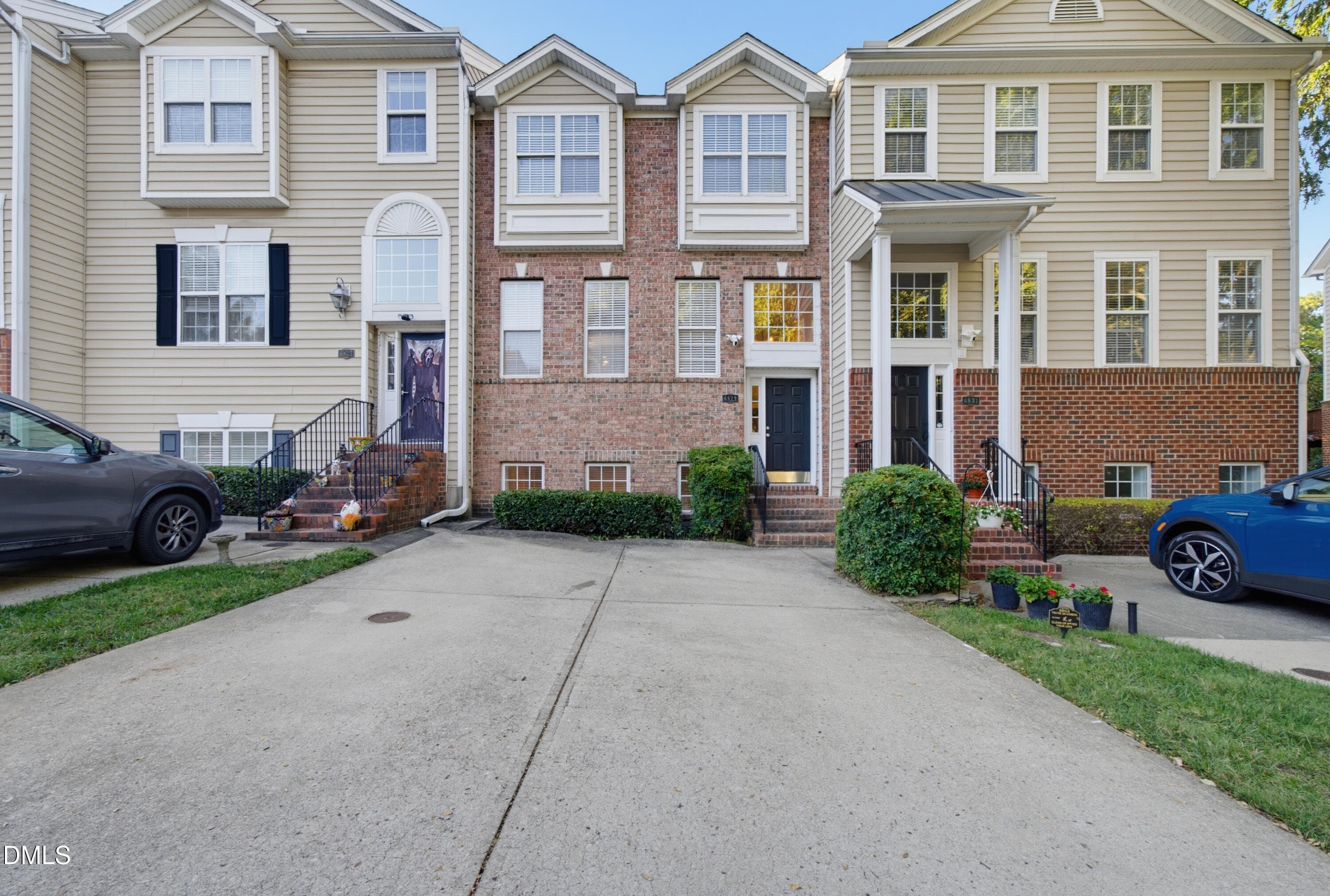 6829 Middleboro Drive, Raleigh, NC 27612