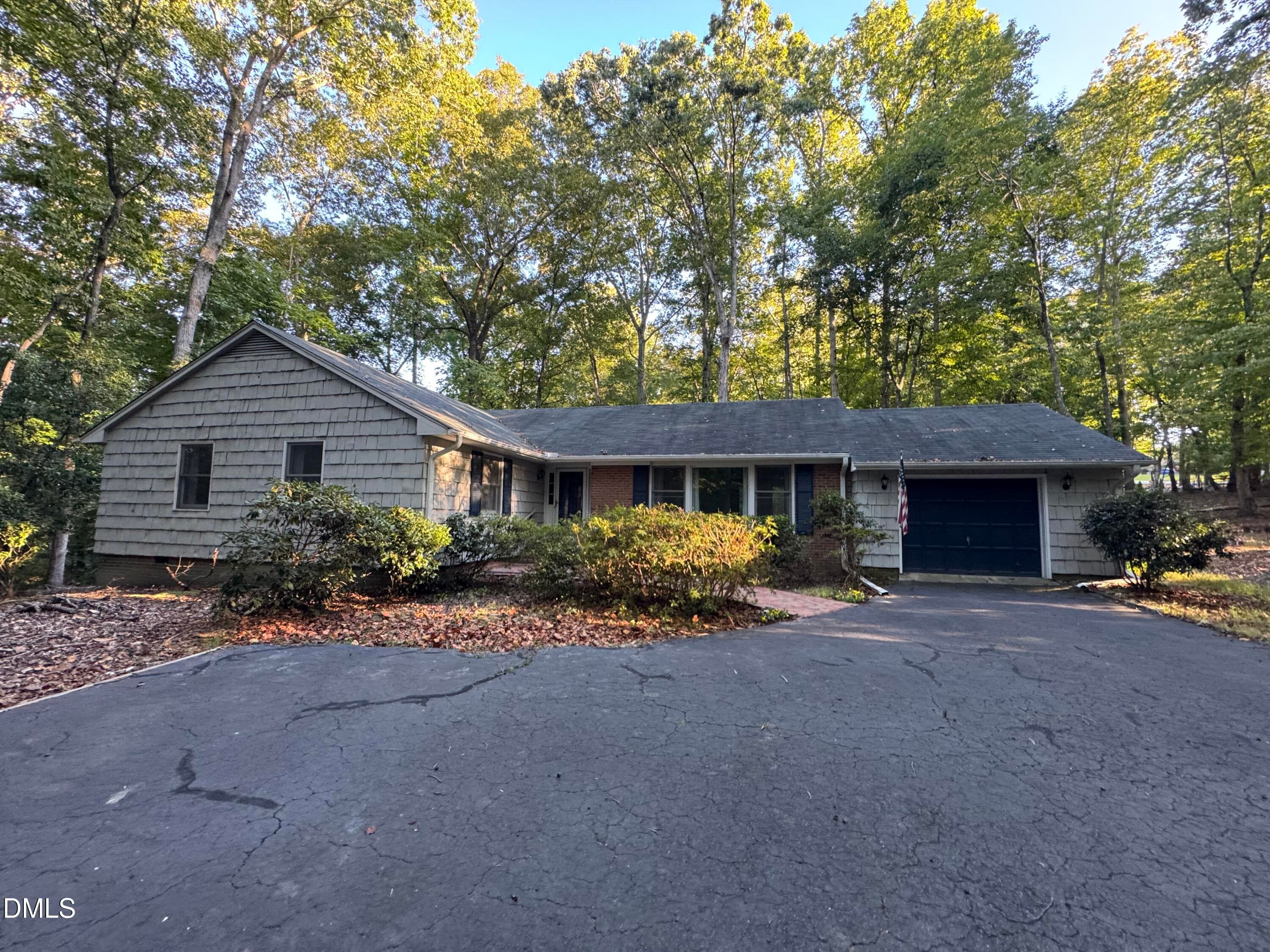 140 Holly Lane, Sanford, NC 27332