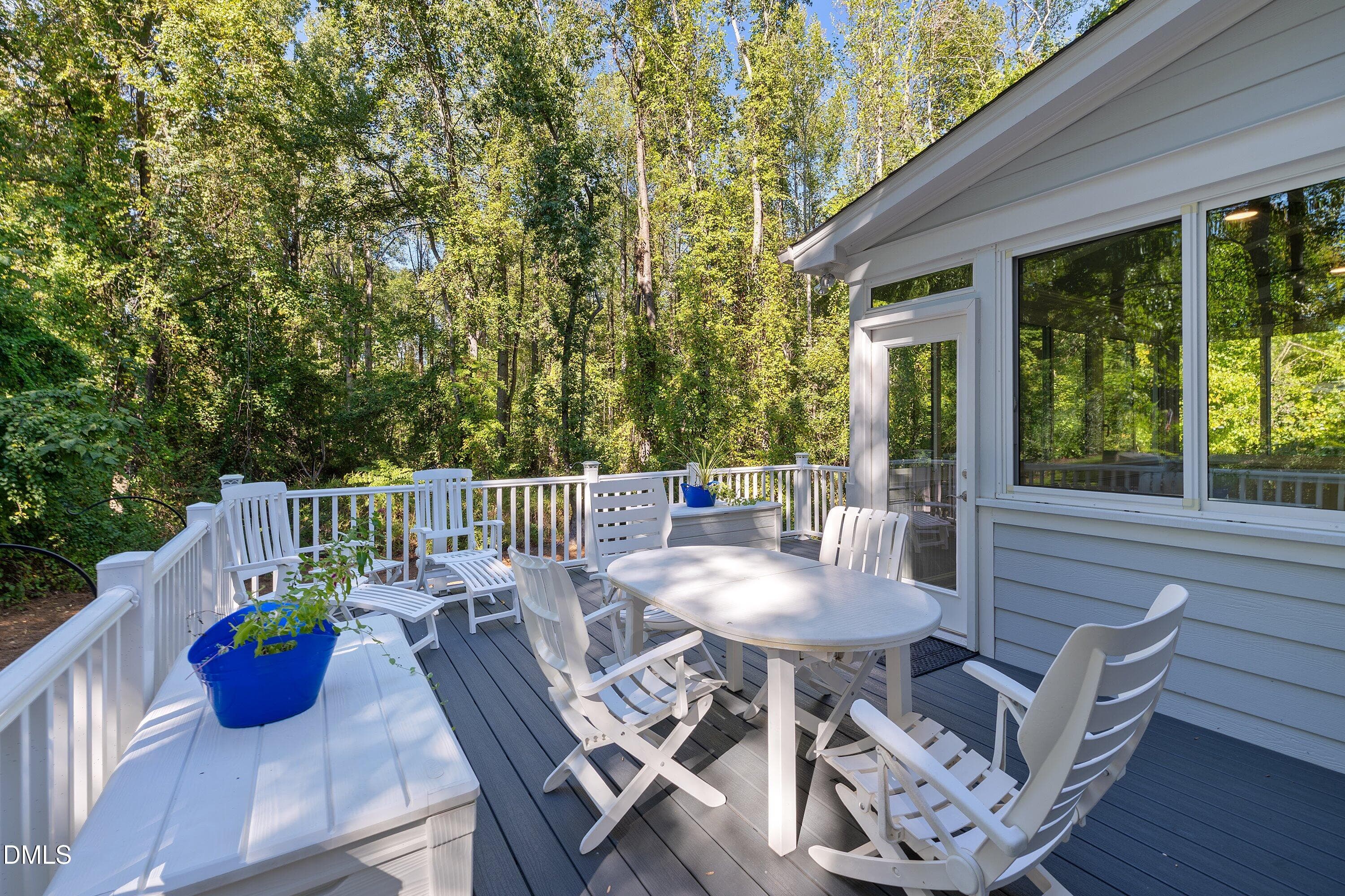 Deck with Trex Decking - 1359 Stone Lion Drive, Fuquay Varina, NC 27526