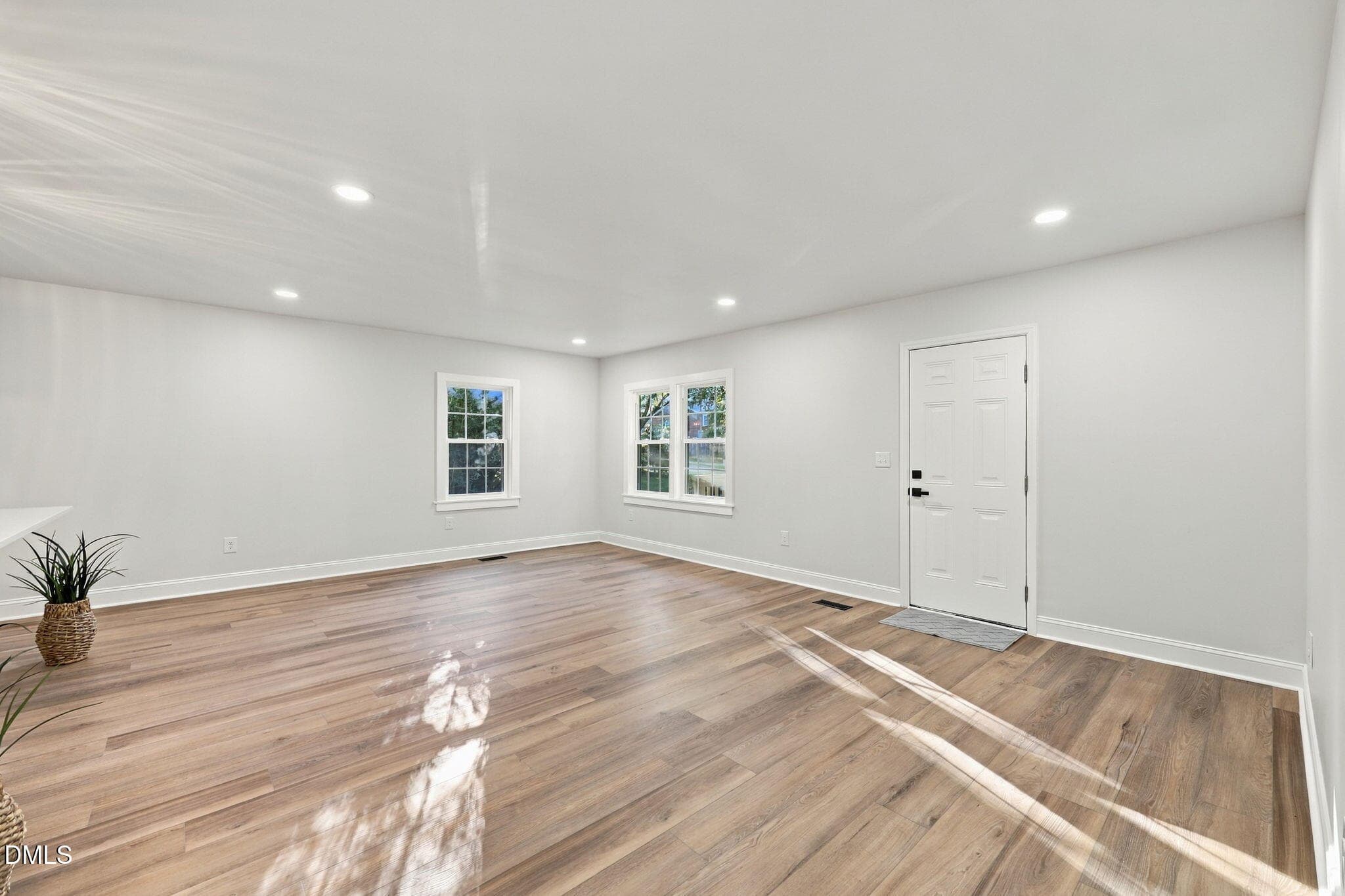 5-web-or-mls-IMG_1171 - 1002 Louis Street, Burlington, NC 27217