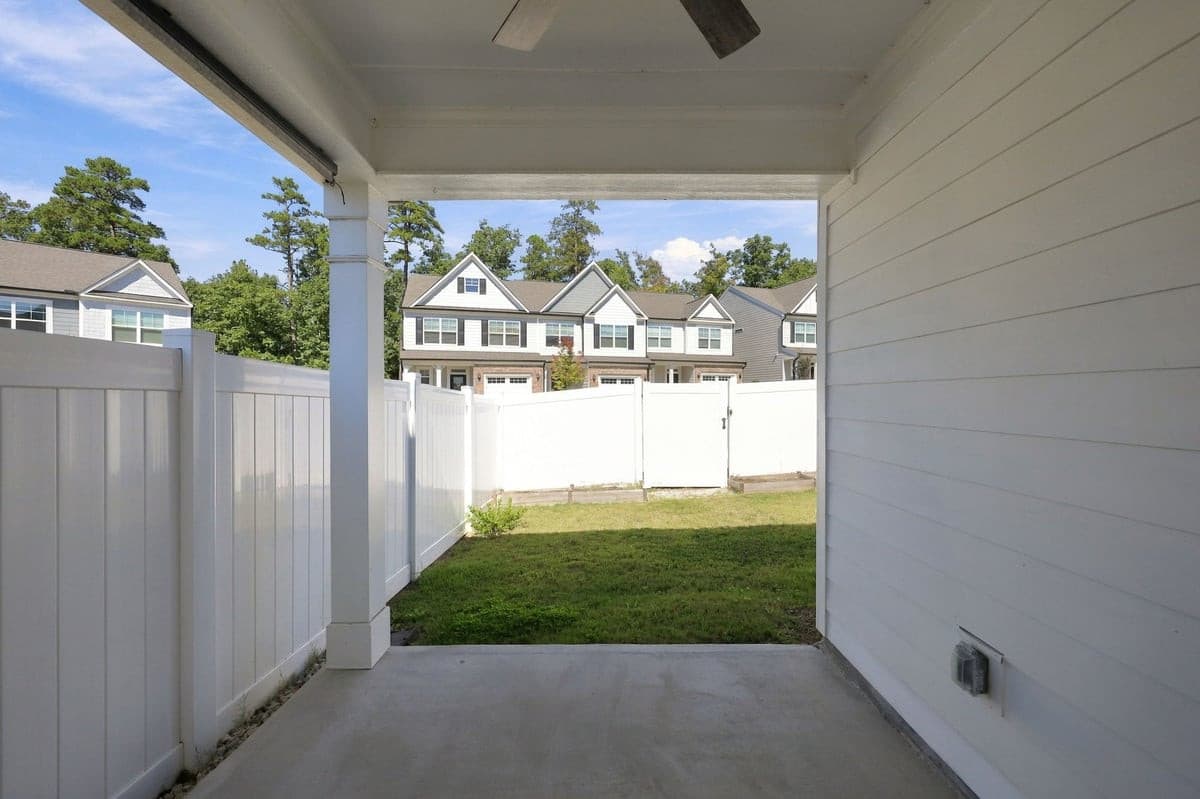 12-web-or-mls-IMG_2107.jpg - 1024 Heartstone Way, Durham, NC 27713