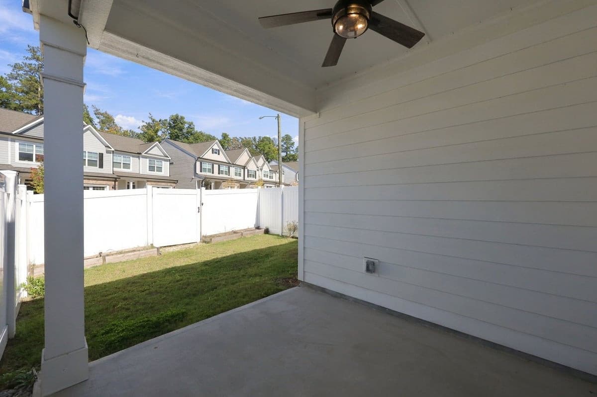 14-web-or-mls-IMG_2109.jpg - 1024 Heartstone Way, Durham, NC 27713