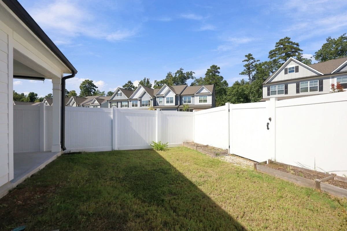 17-web-or-mls-IMG_2113.jpg - 1024 Heartstone Way, Durham, NC 27713