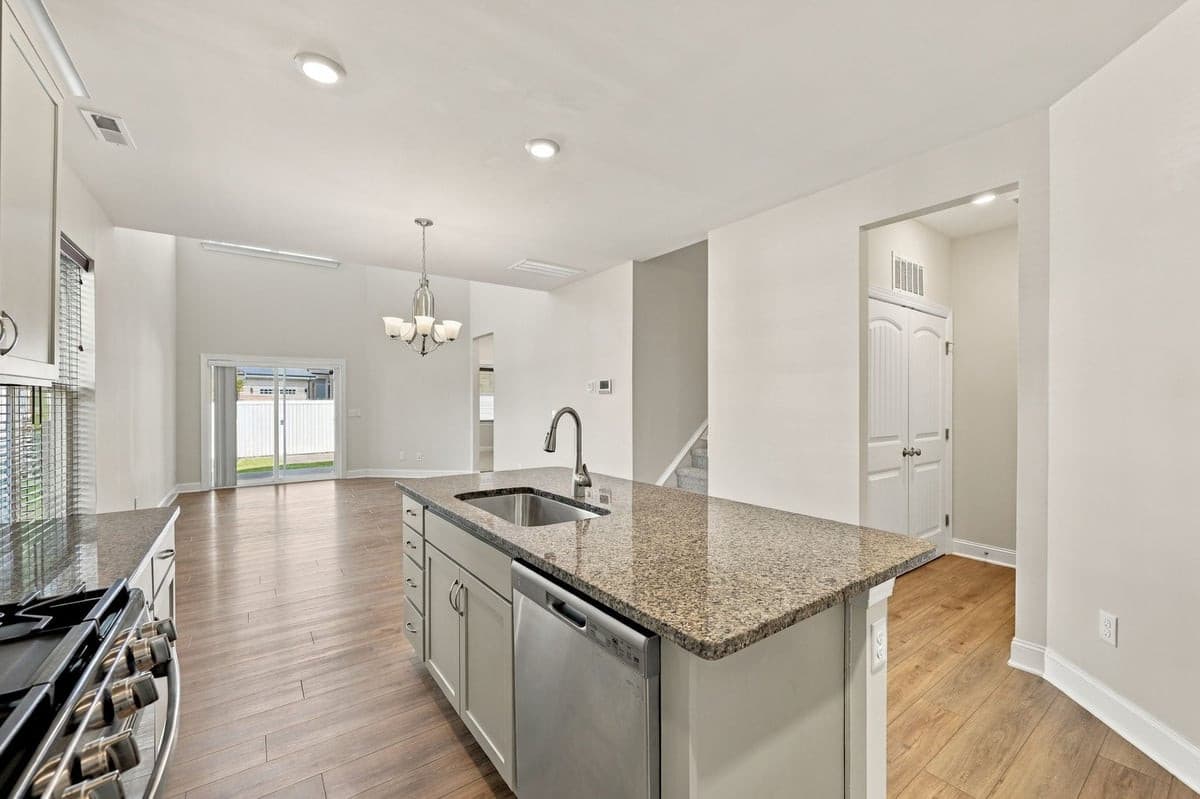 28-web-or-mls-IMG_2036_Edit.jpg - 1024 Heartstone Way, Durham, NC 27713