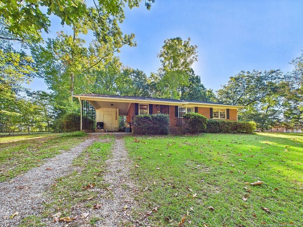 Photo 2 - 3117 Kendale Drive, Sanford, NC 27330