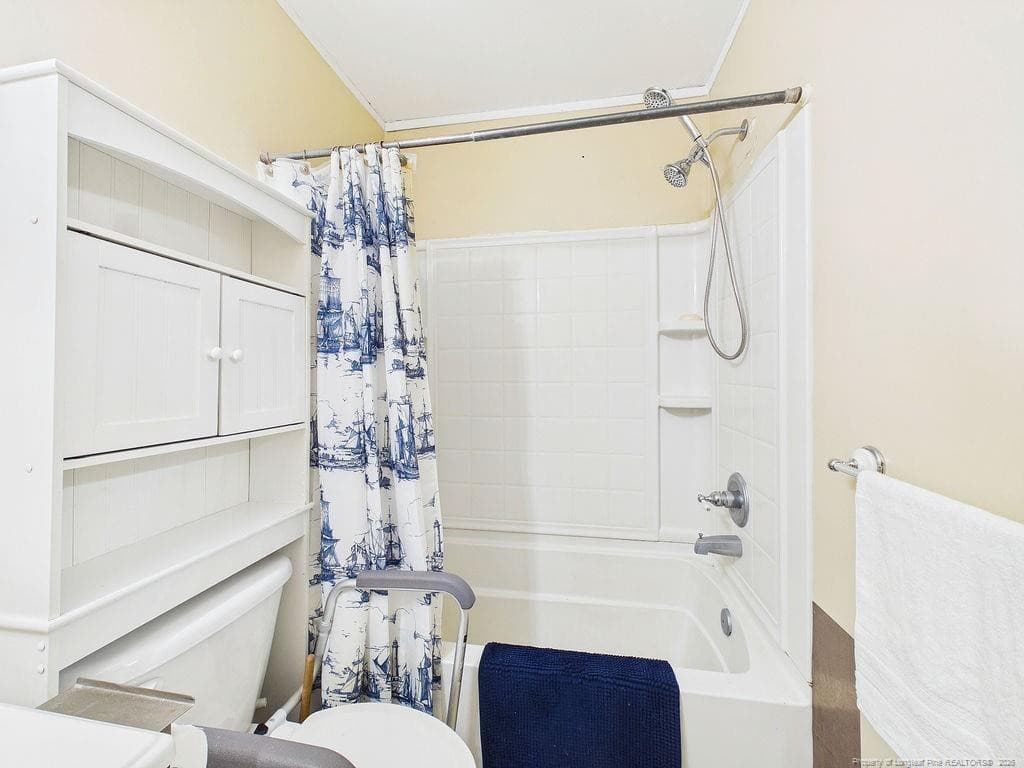 Main bath - 3117 Kendale Drive, Sanford, NC 27330
