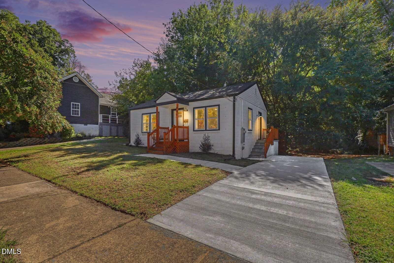 Front Exterior - 908 E Jones Street, Raleigh, NC 27601