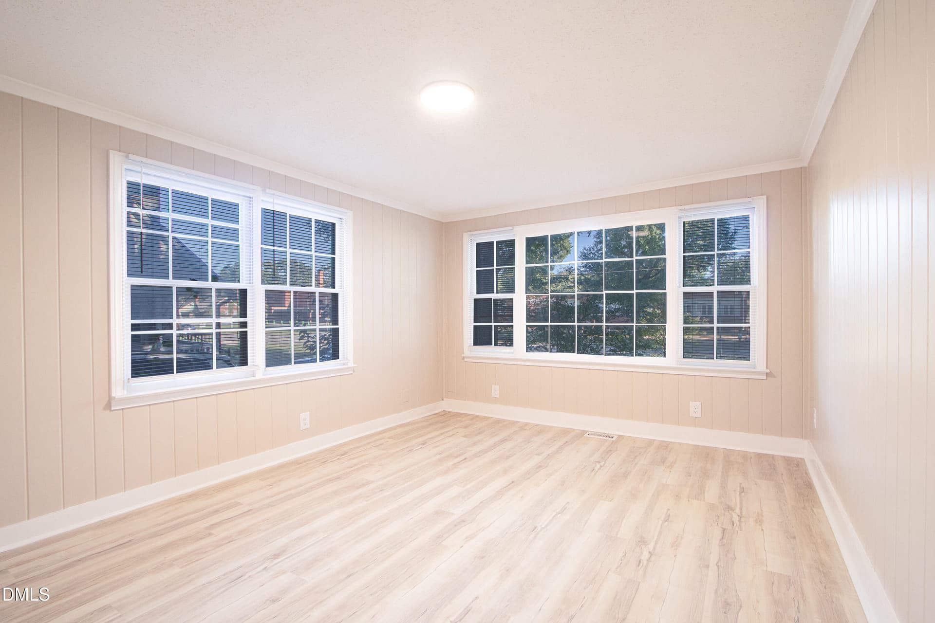Den - 421 S Morgan Street, Roxboro, NC 27573