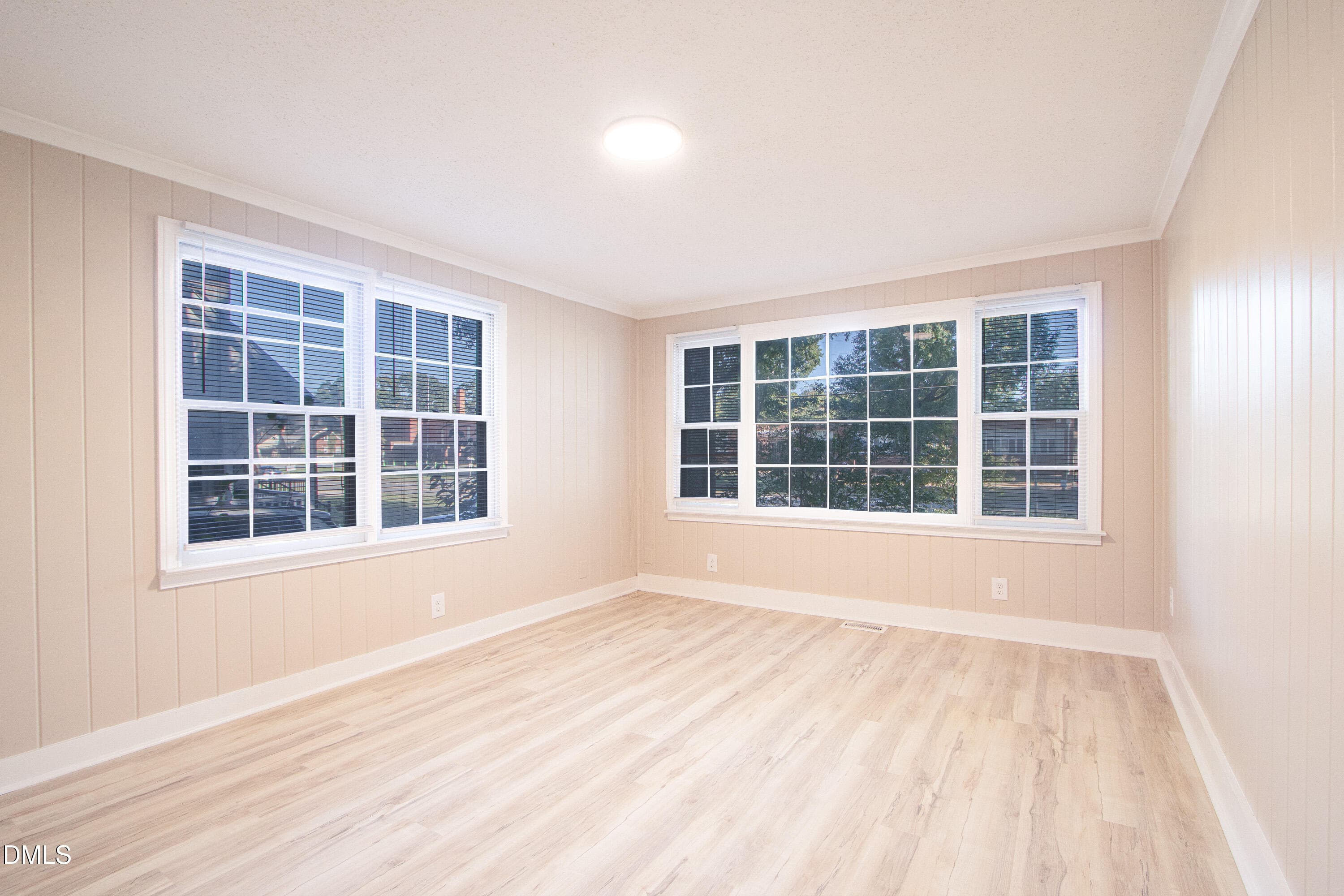 Den - 421 S Morgan Street, Roxboro, NC 27573