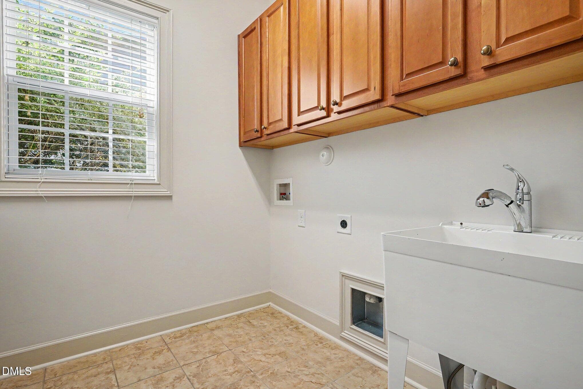 031_file_6676 - 410 Belrose Drive, Cary, NC 27513, Cary