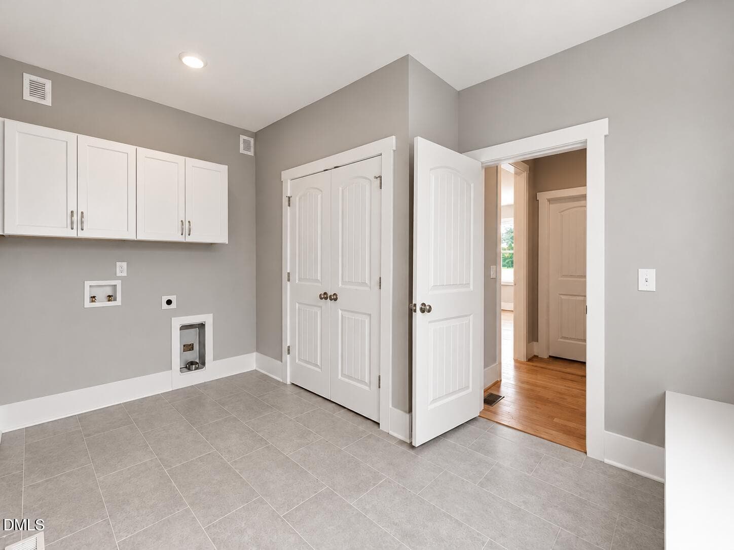 Woodland.Laundry - 5491 Silk Hope Gum Spring Road, Siler City, NC 27344