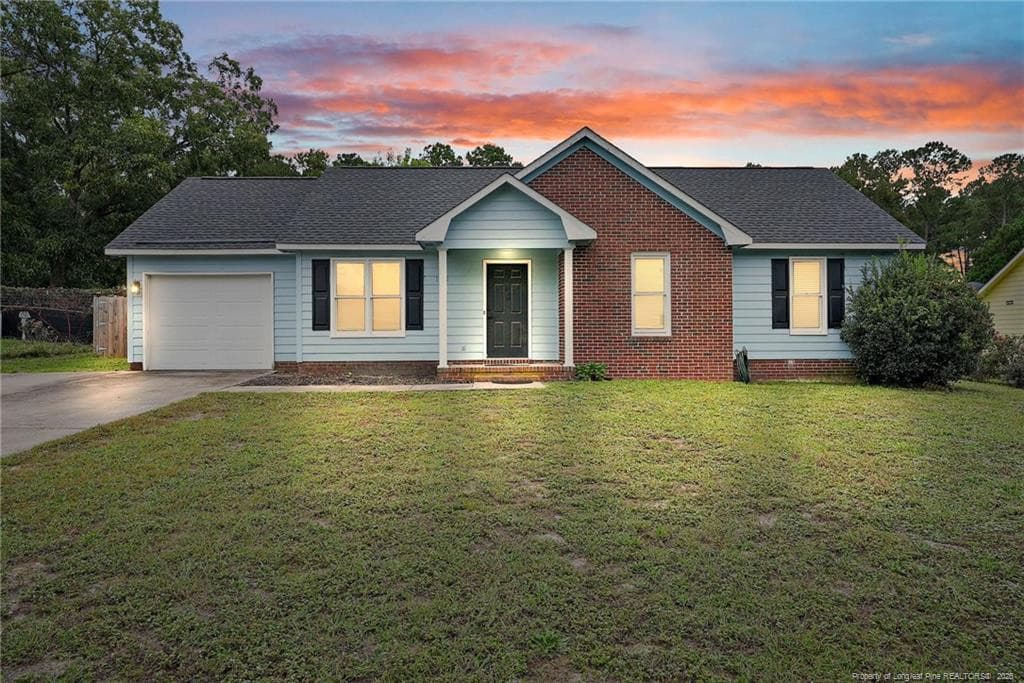 105 Berwick Drive, Raeford, NC 28376