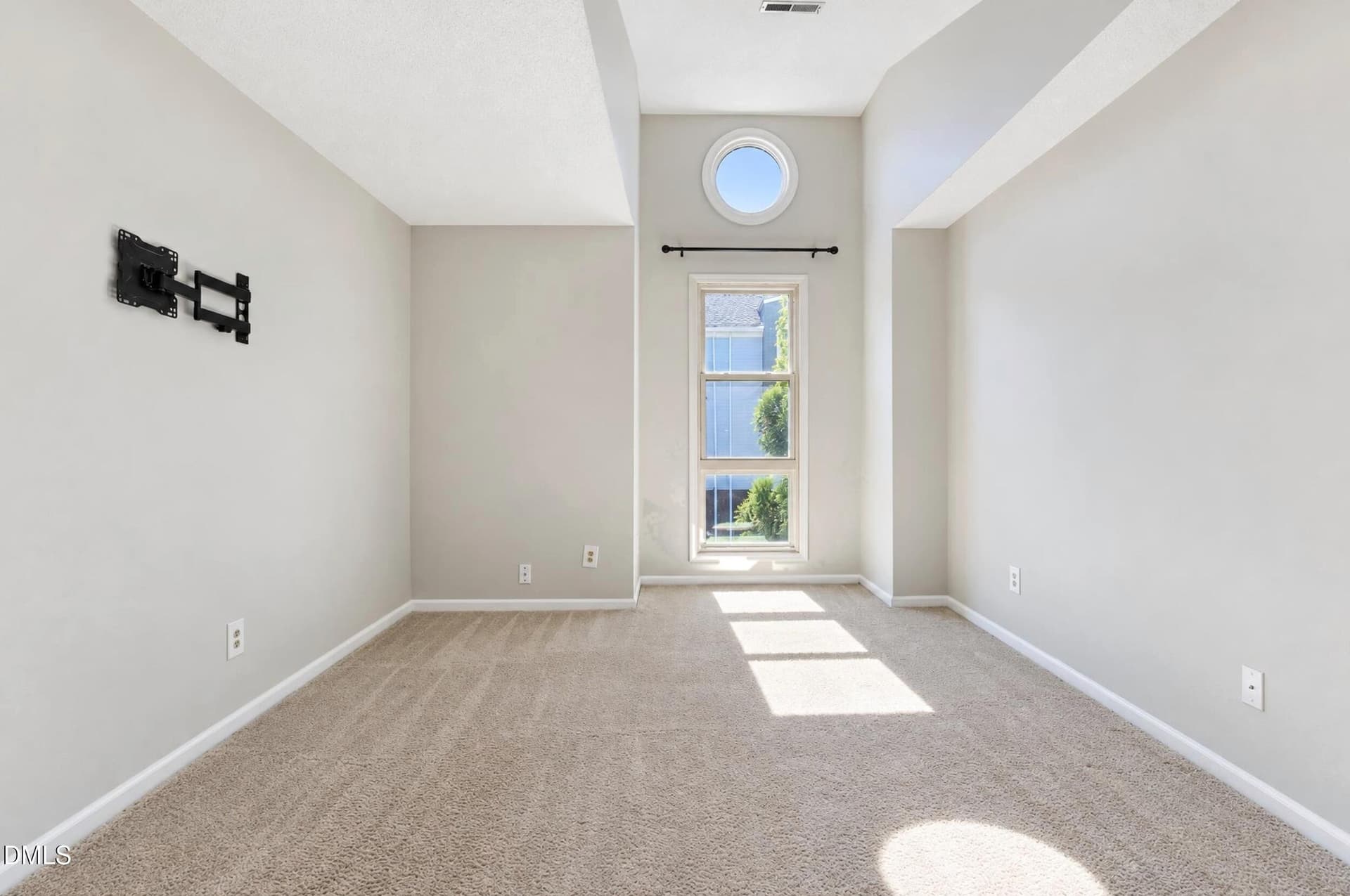 24_dsc_1551__c10_c_high2048 - 1021 Brighthurst Drive 306, Raleigh, NC 27605