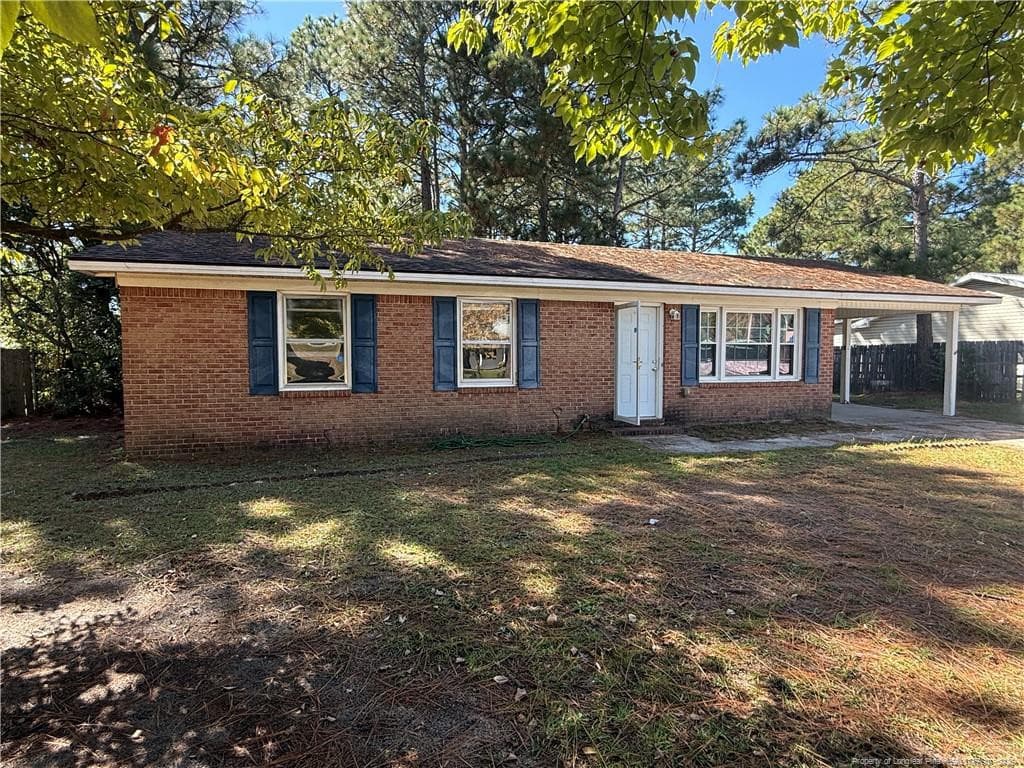 6221 Bretton Woods Drive, Hope Mills, NC 28348
