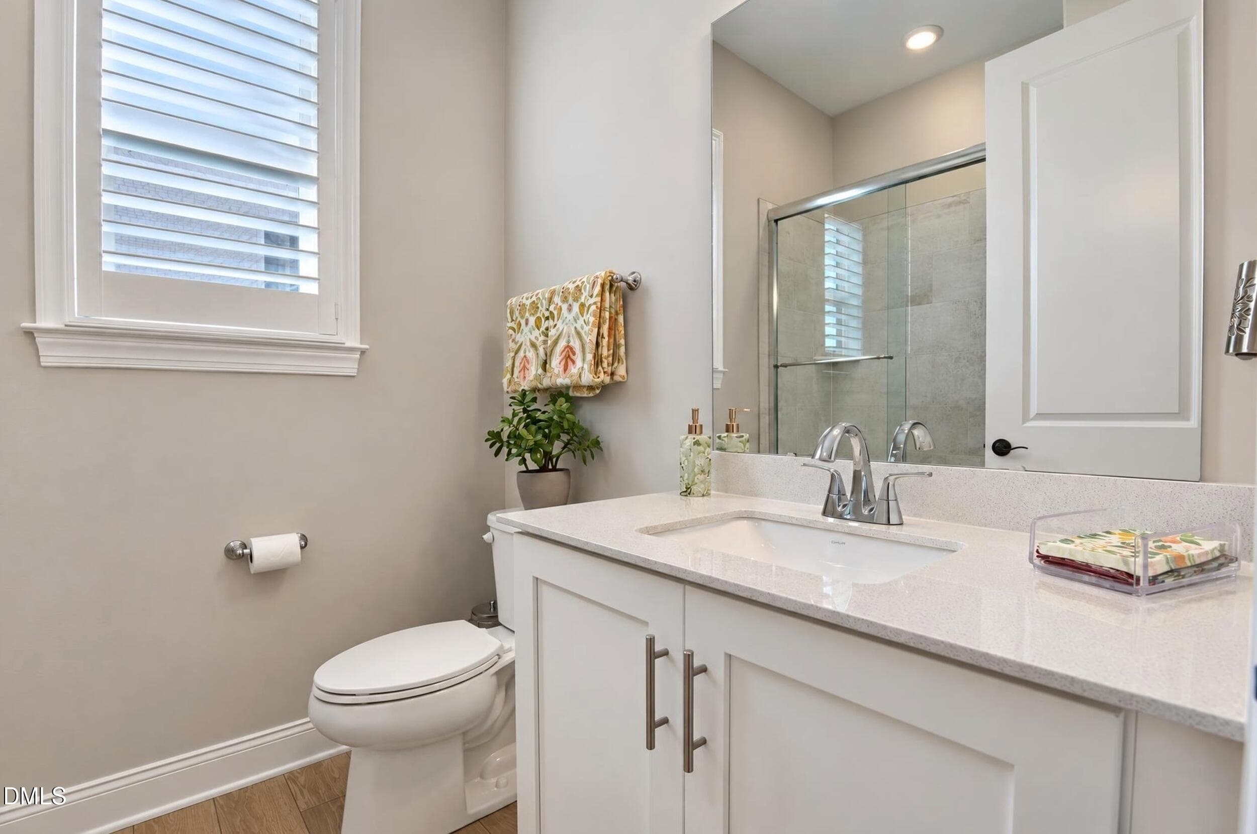 27_dsc_1624__c10_c_high2048 - 2253 Abbeyhill Drive 129, Raleigh, NC 27610