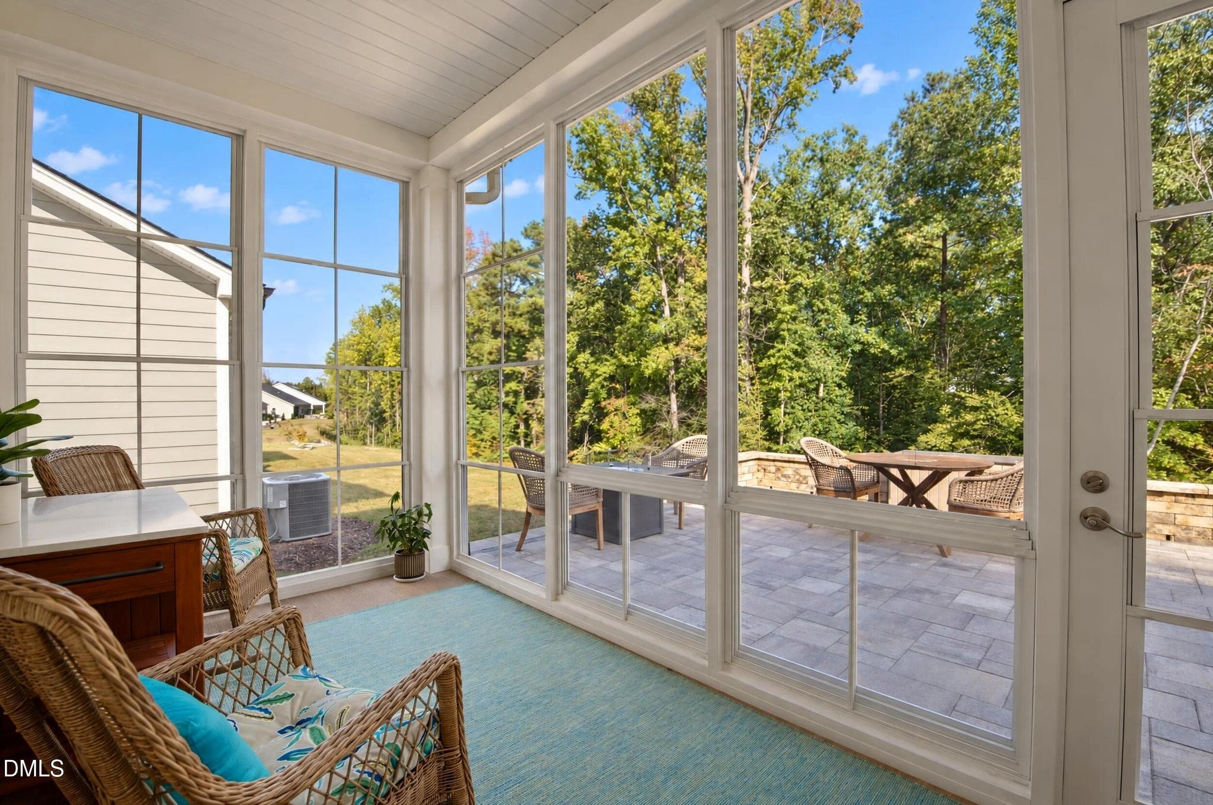 38_dsc_1699__c10_c_high2048 - 2253 Abbeyhill Drive 129, Raleigh, NC 27610
