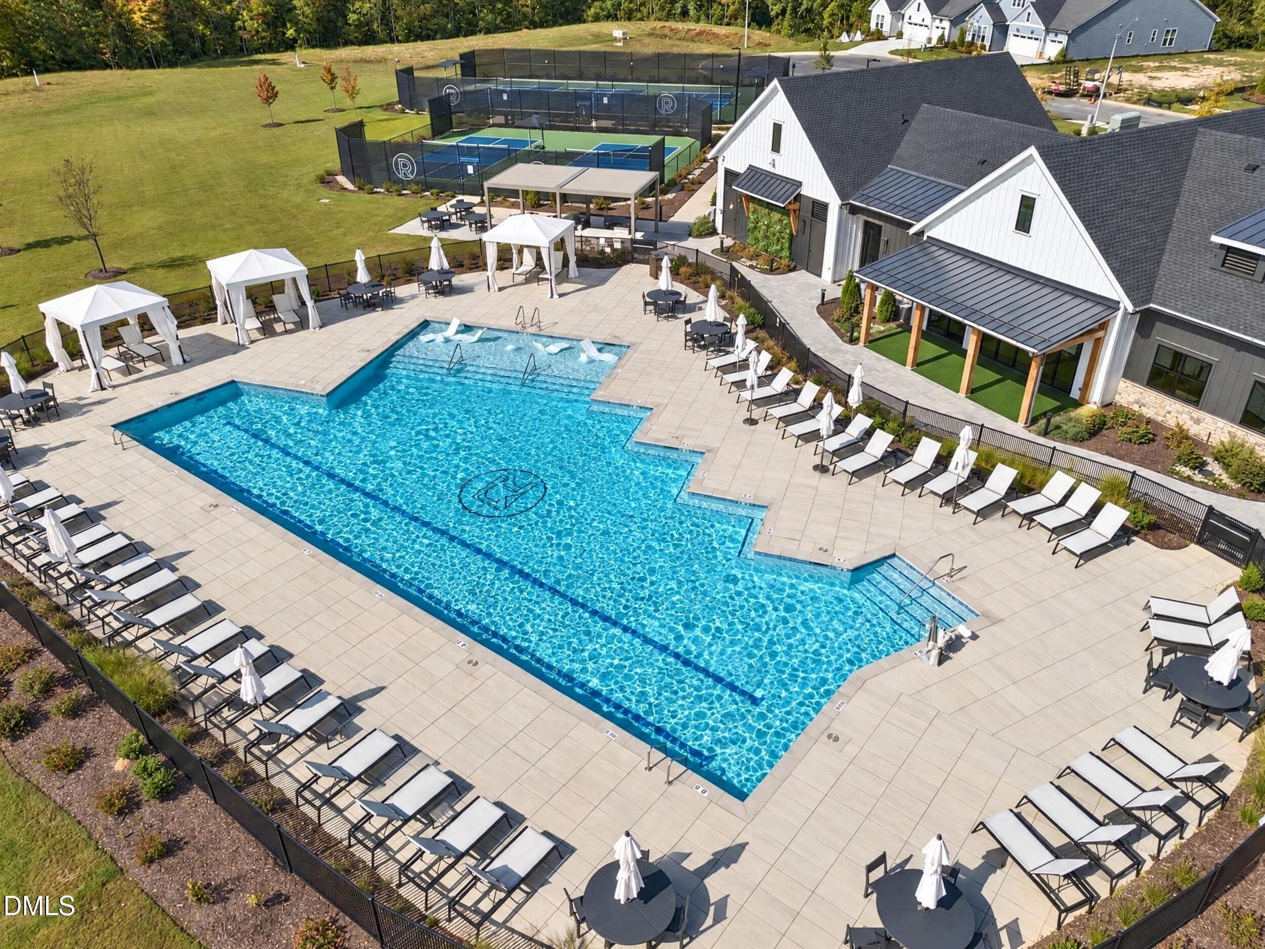 50_dji_fly_20261008_143626_0250_17914847 - 2253 Abbeyhill Drive 129, Raleigh, NC 27610
