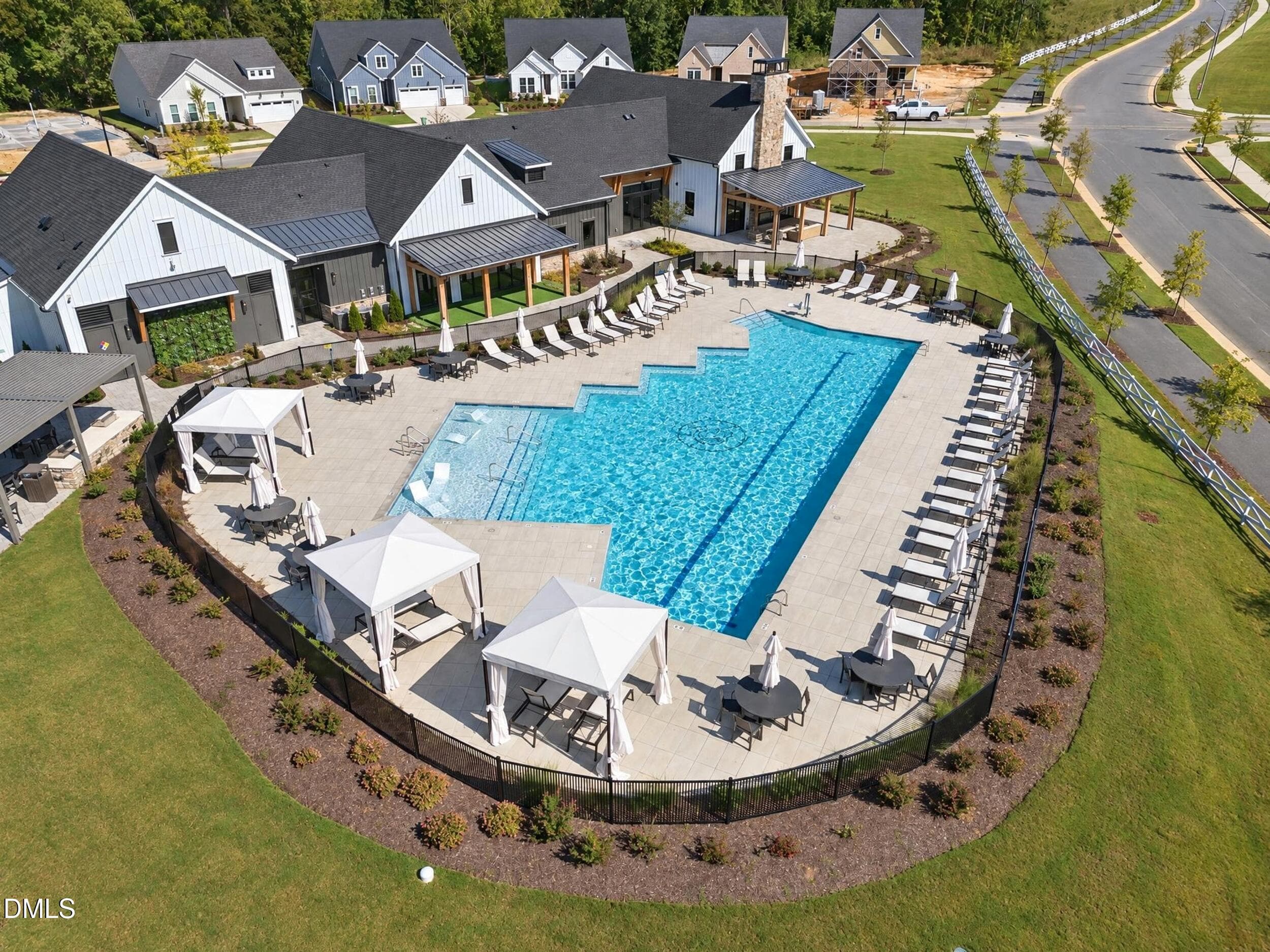 51_dji_fly_20261008_143704_0252_17914847 - 2253 Abbeyhill Drive 129, Raleigh, NC 27610