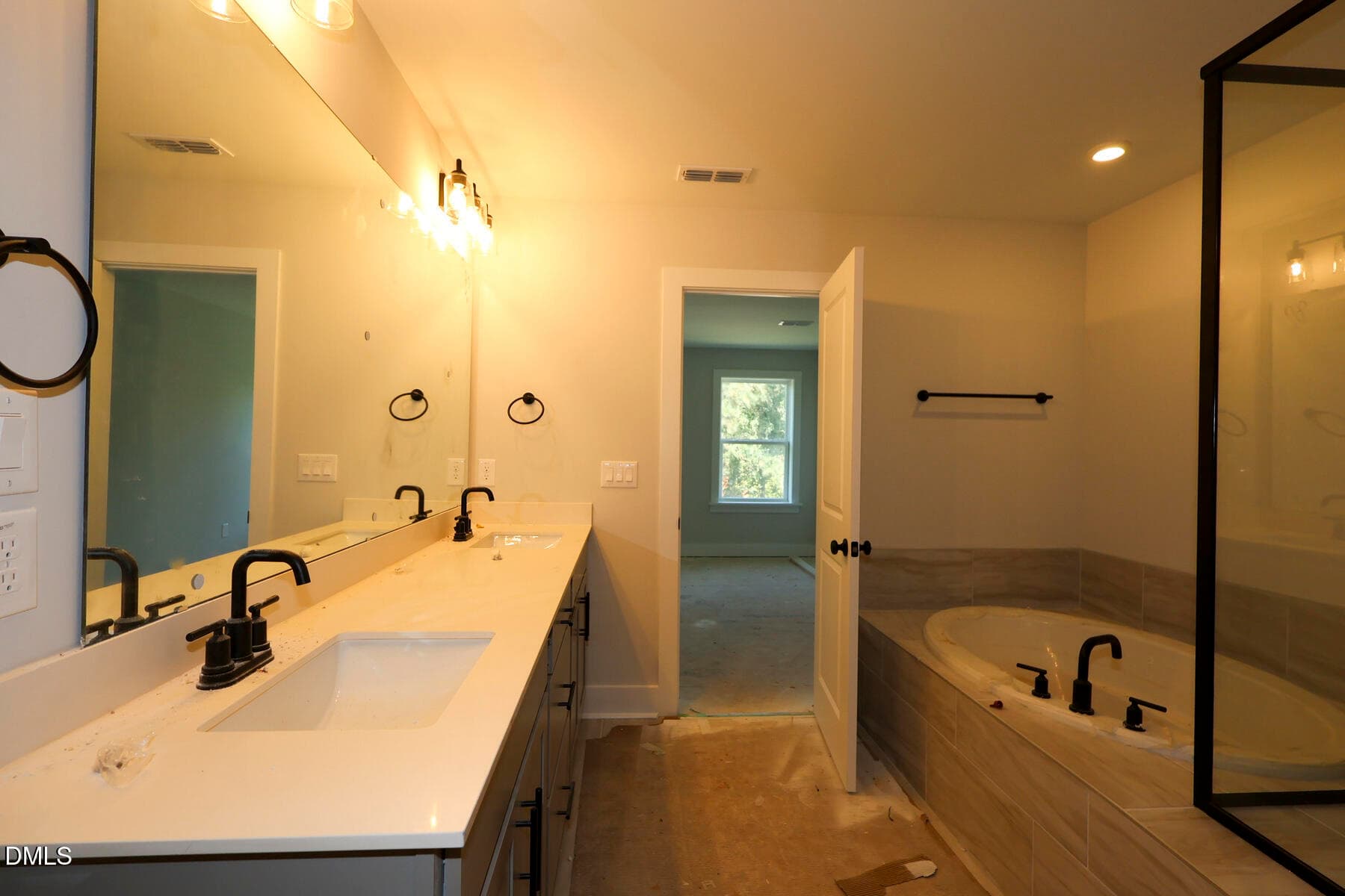 [L64_z017]none17 - 2914 Walden Road, Apex, NC 27502