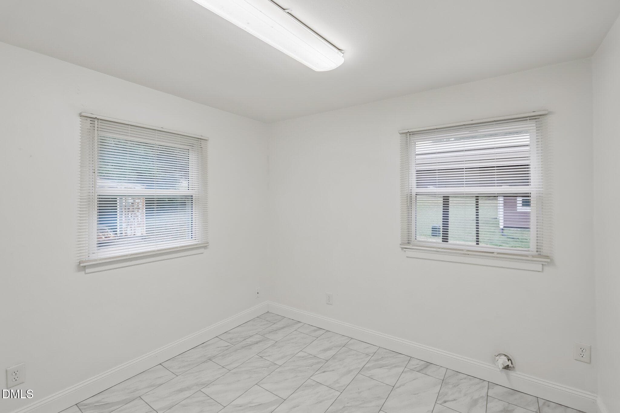 8-web-or-mls-Lynn Rd-S0410-008 - 404 Lynn Road, Durham, NC 27703