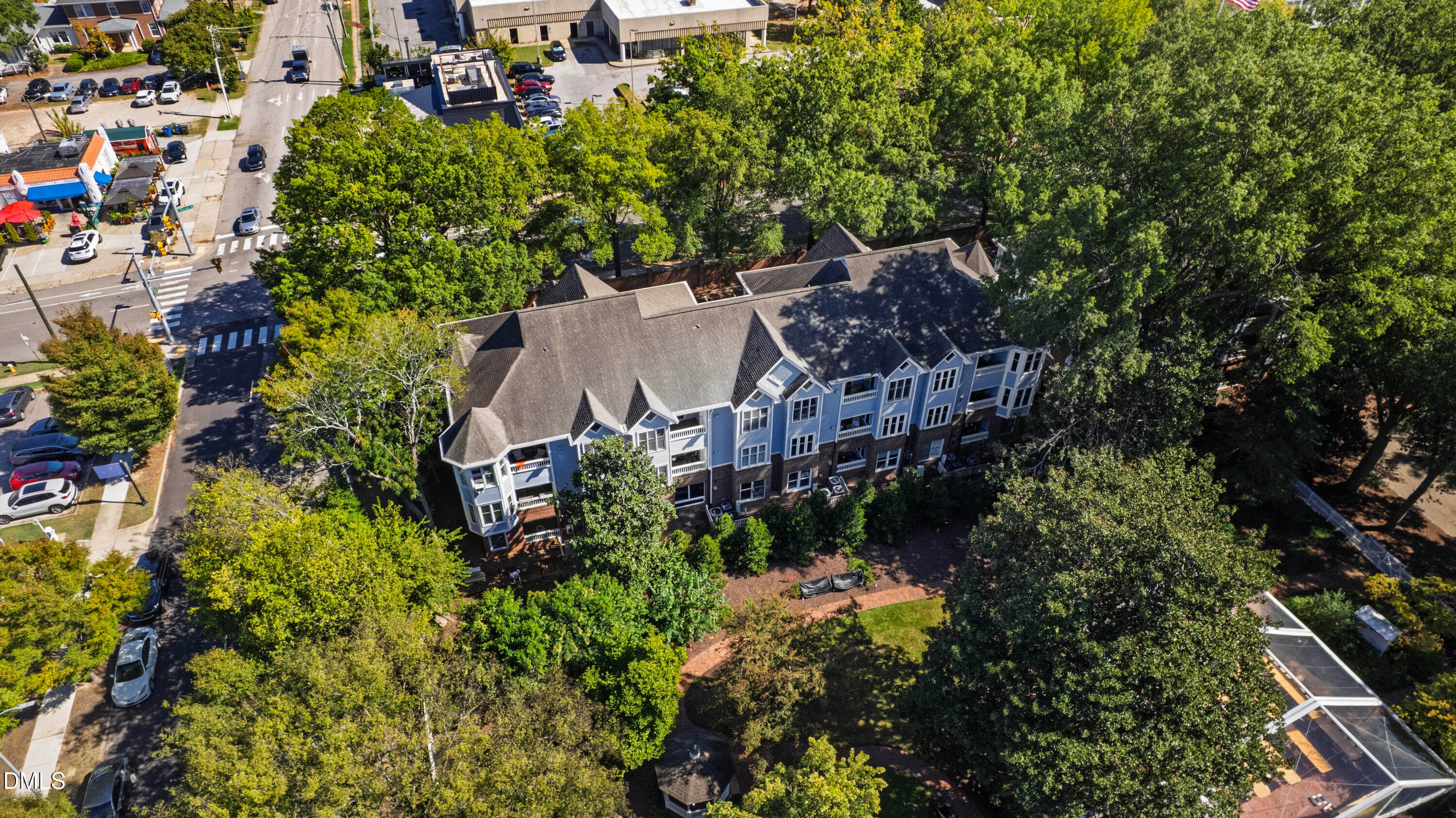 New Bern (5) - 243 New Bern Place 301, Raleigh, NC 27601