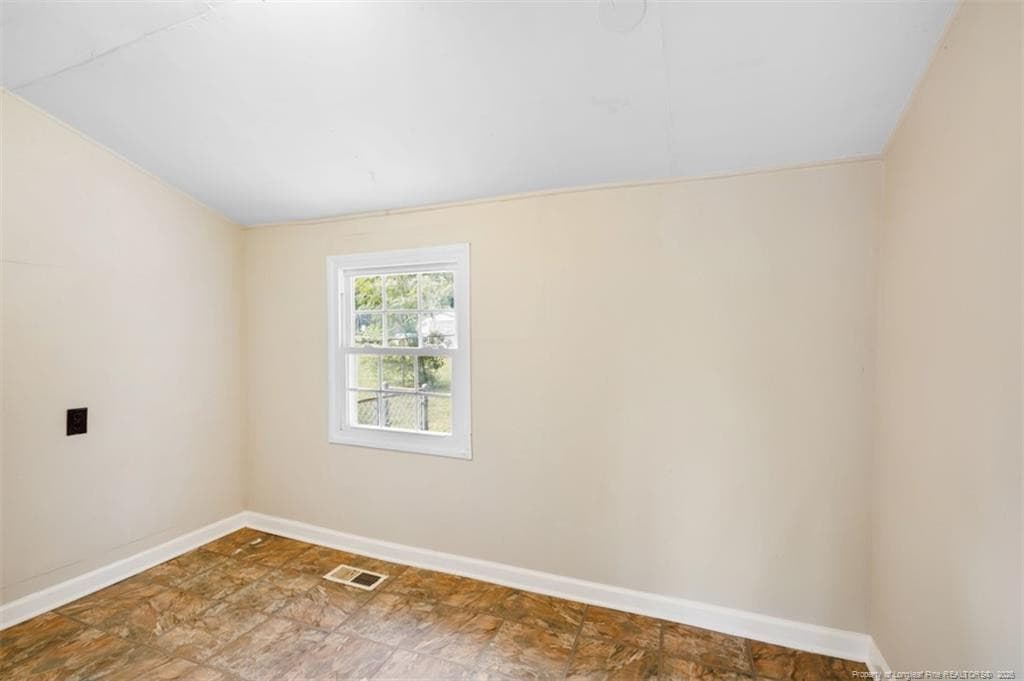 Photo 12 - 1084 Rulnick Street, Fayetteville, NC 28304