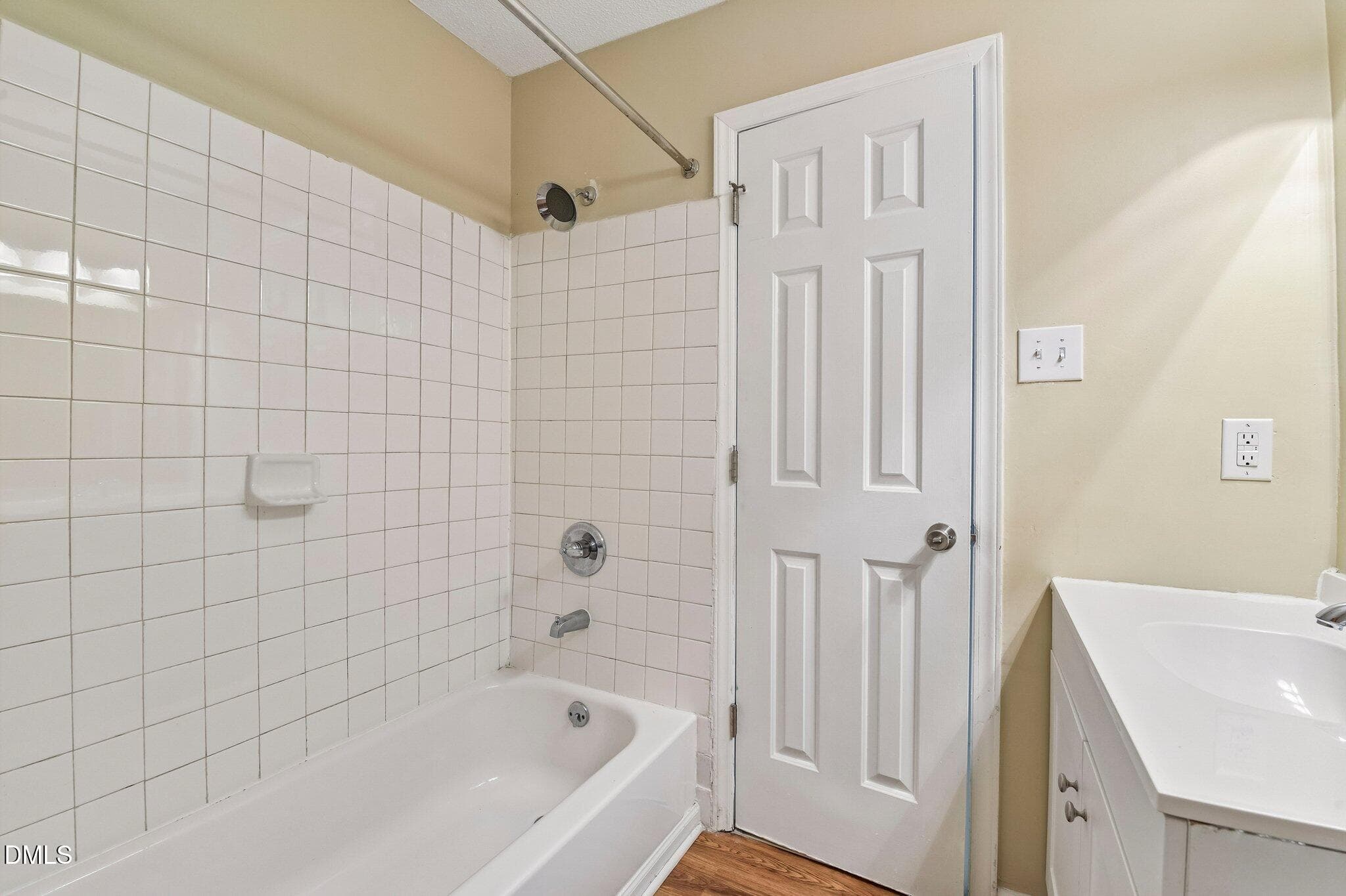 22-web-or-mls-Whisperwood Dr-S0910-022 - 4437 Whisperwood Drive, Raleigh, NC 27616, Raleigh