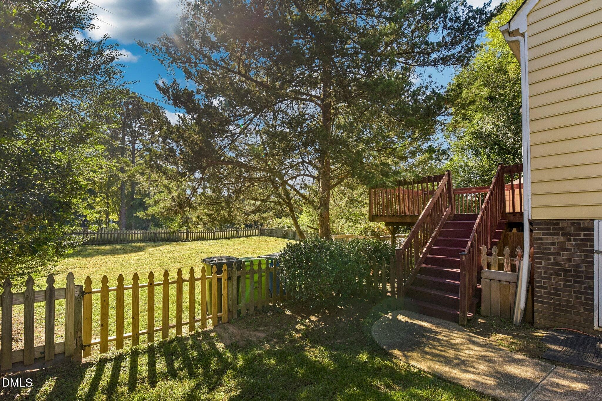 25-web-or-mls-Whisperwood Dr-S0910-025 - 4437 Whisperwood Drive, Raleigh, NC 27616, Raleigh